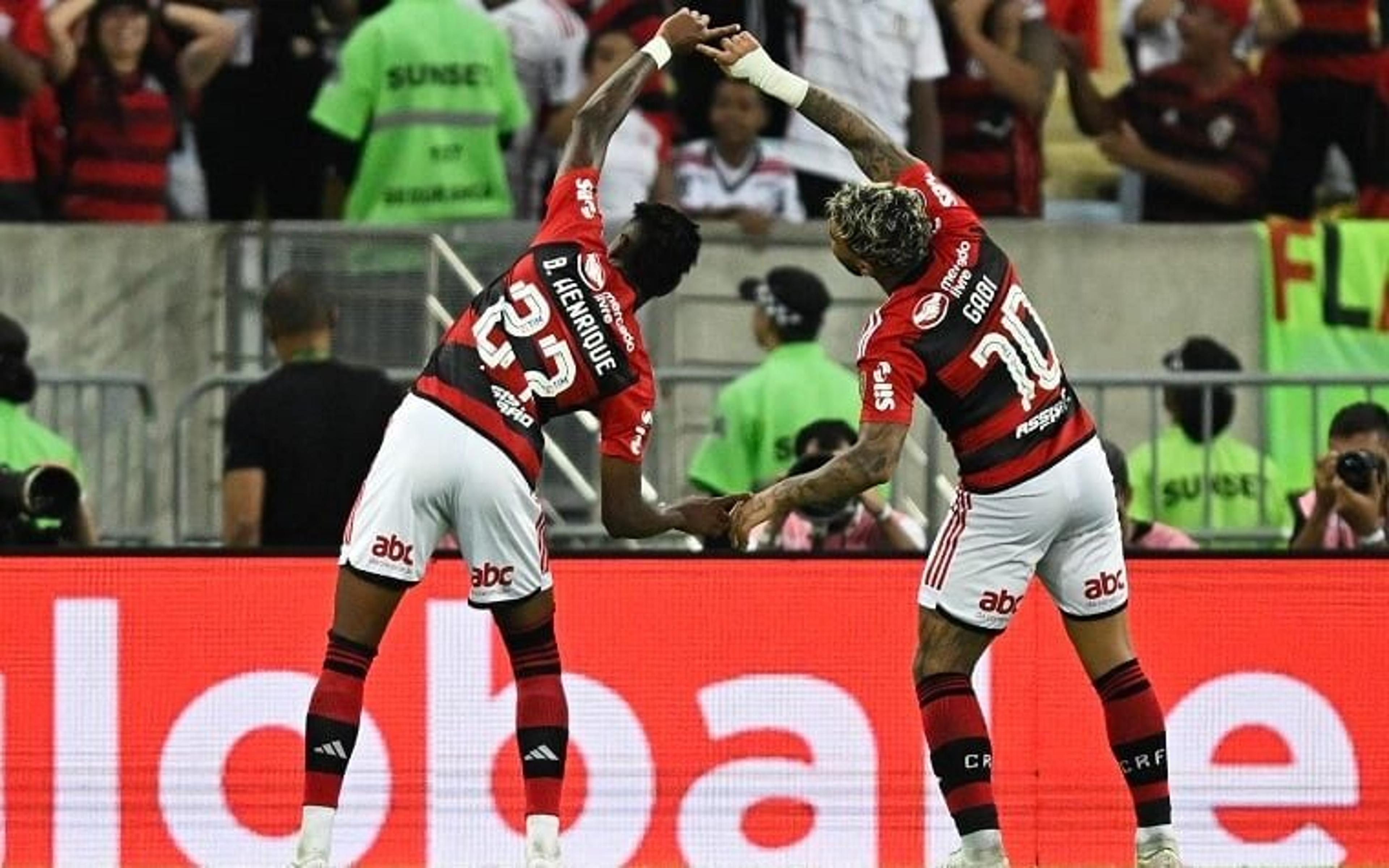 Flamengo supera retranca, vence o Olimpia e garante vantagem por vaga nas quartas de final da Libertadores