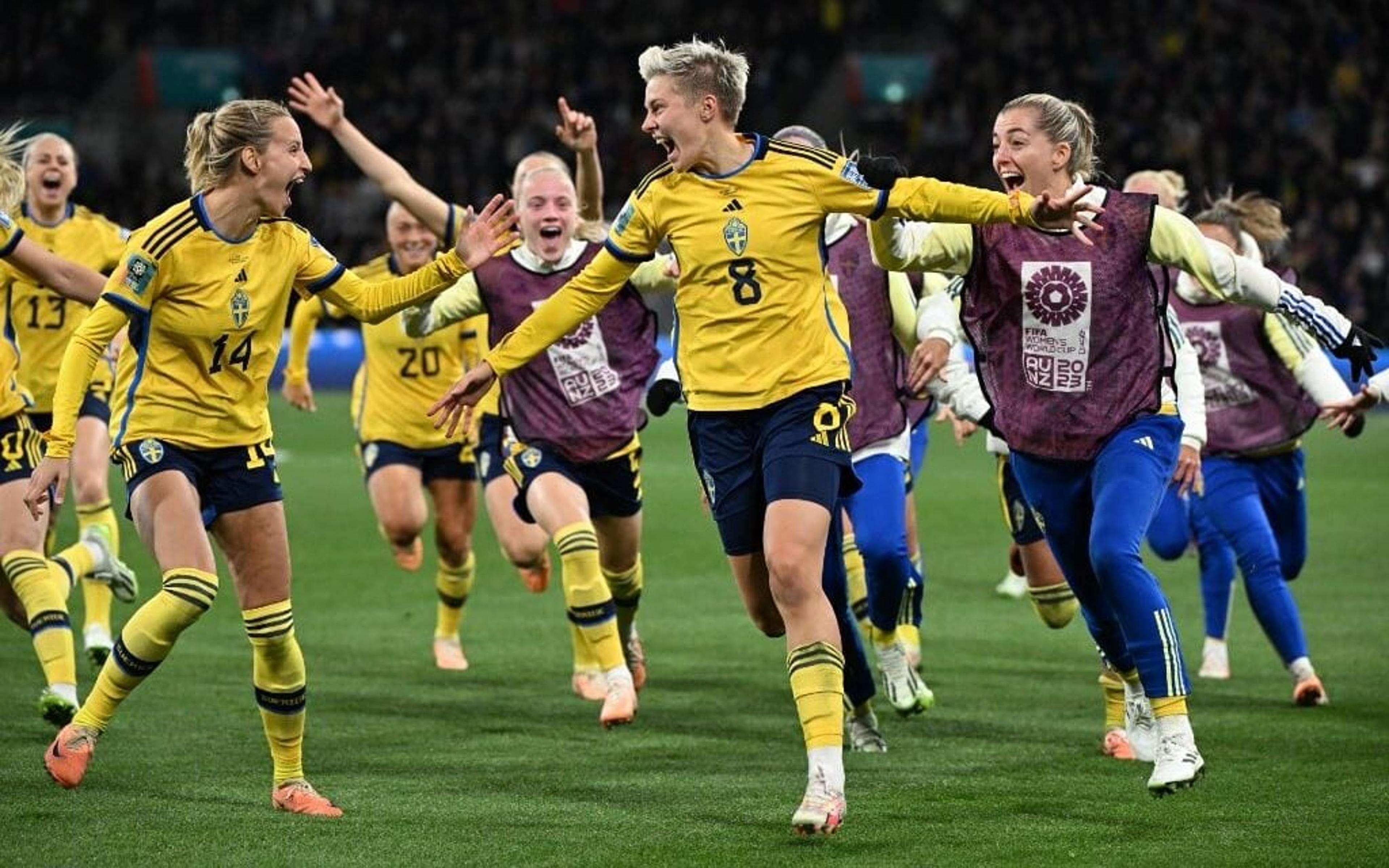 Suécia segura Estados Unidos, vence com VAR nos pênaltis e avança às quartas da Copa do Mundo Feminina