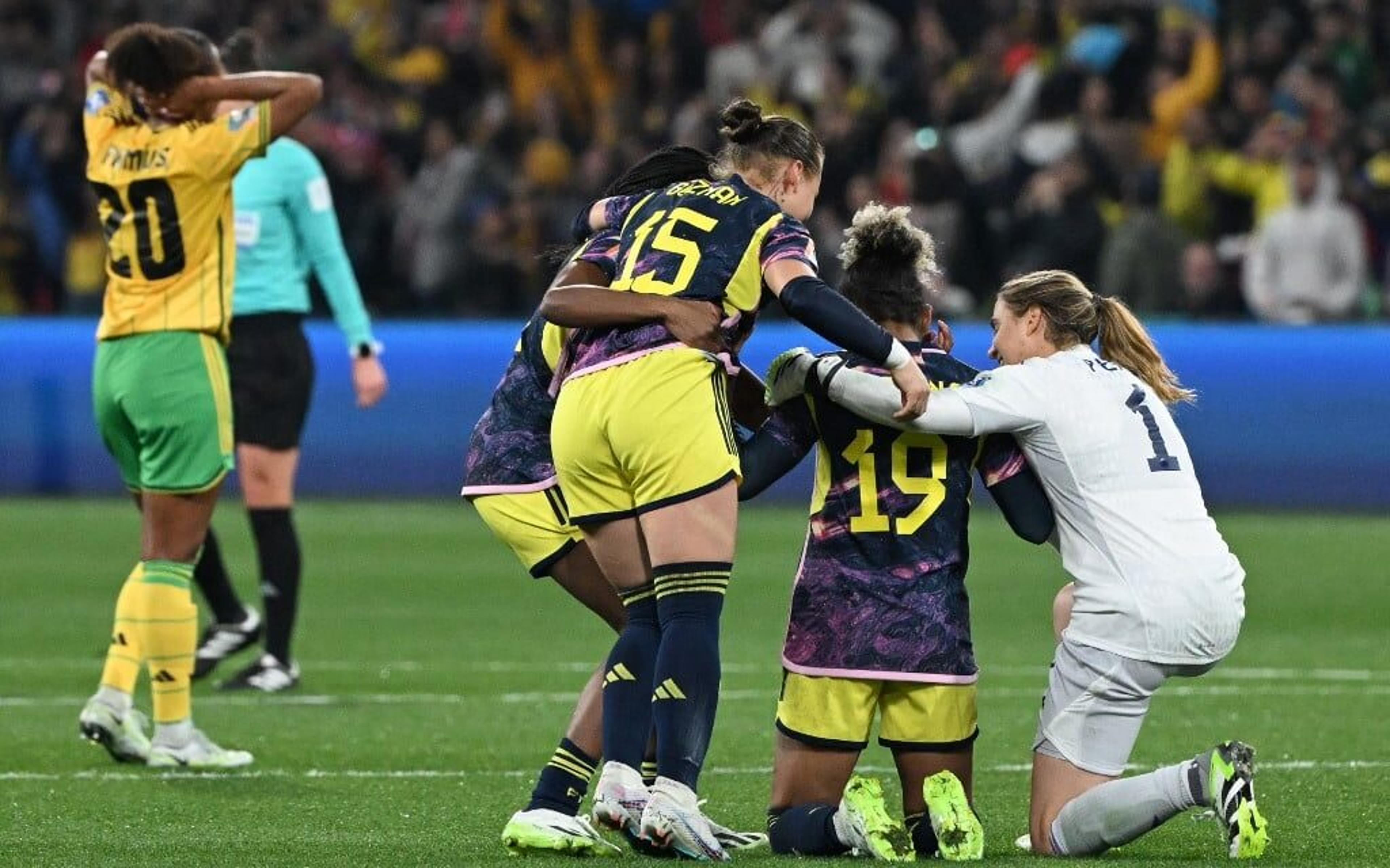 Colômbia vence Jamaica pela Copa do Mundo Feminina e avança às quartas de final pela primeira vez na história