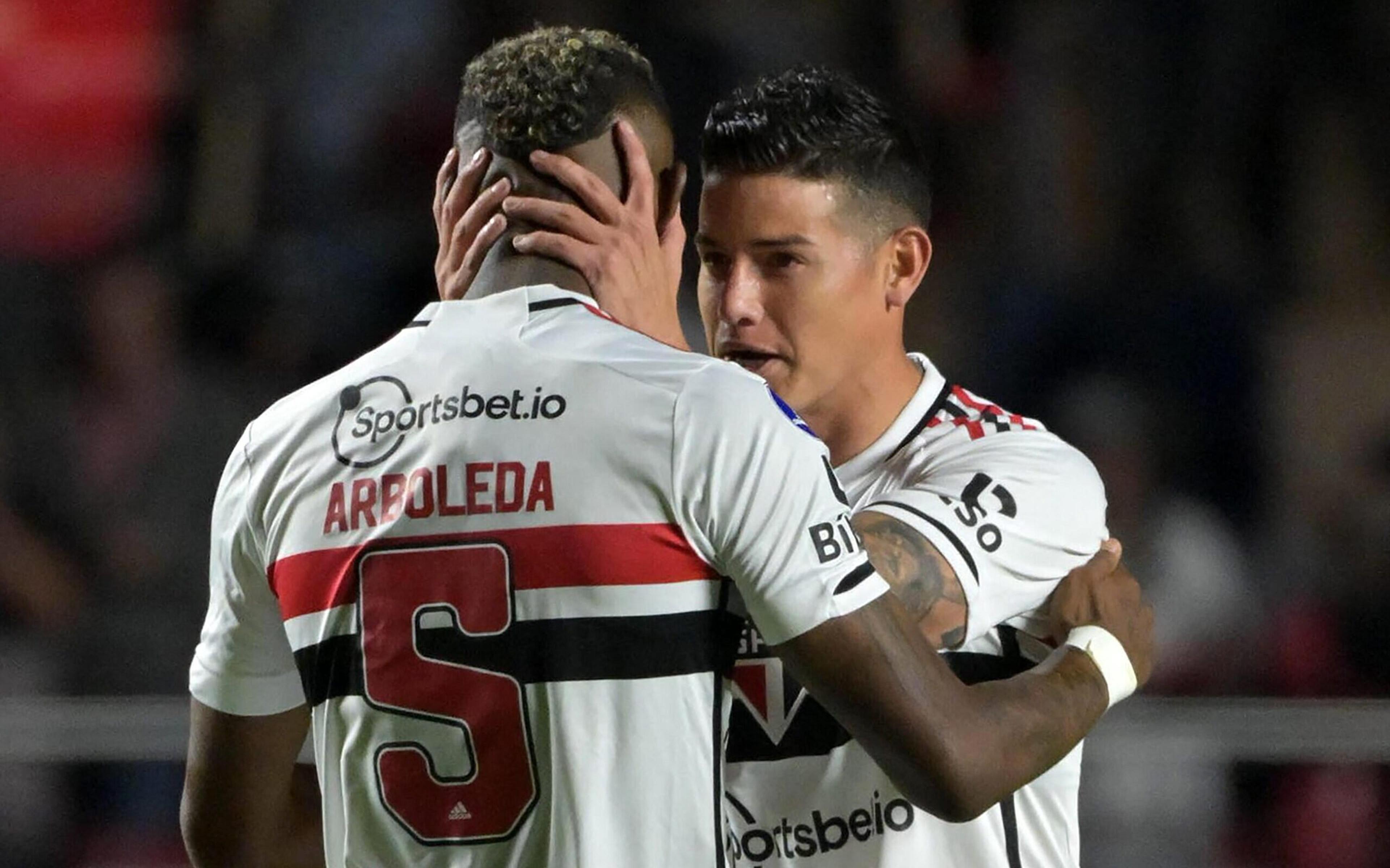 São Paulo vence LDU no tempo normal, mas perde nos pênaltis e está eliminado da Sul-Americana