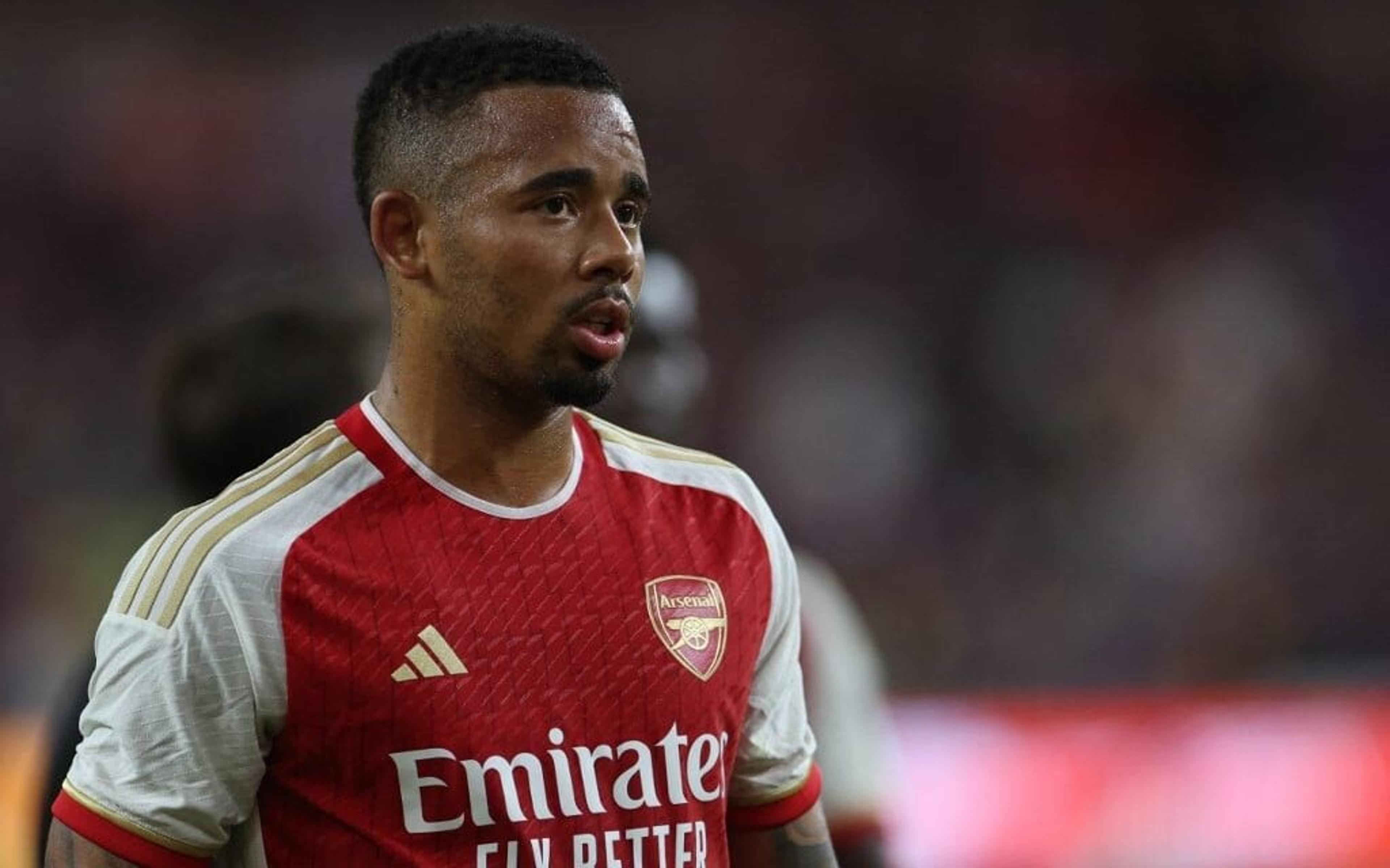 Recuperado de lesão no joelho, Gabriel Jesus volta aos treinos no Arsenal