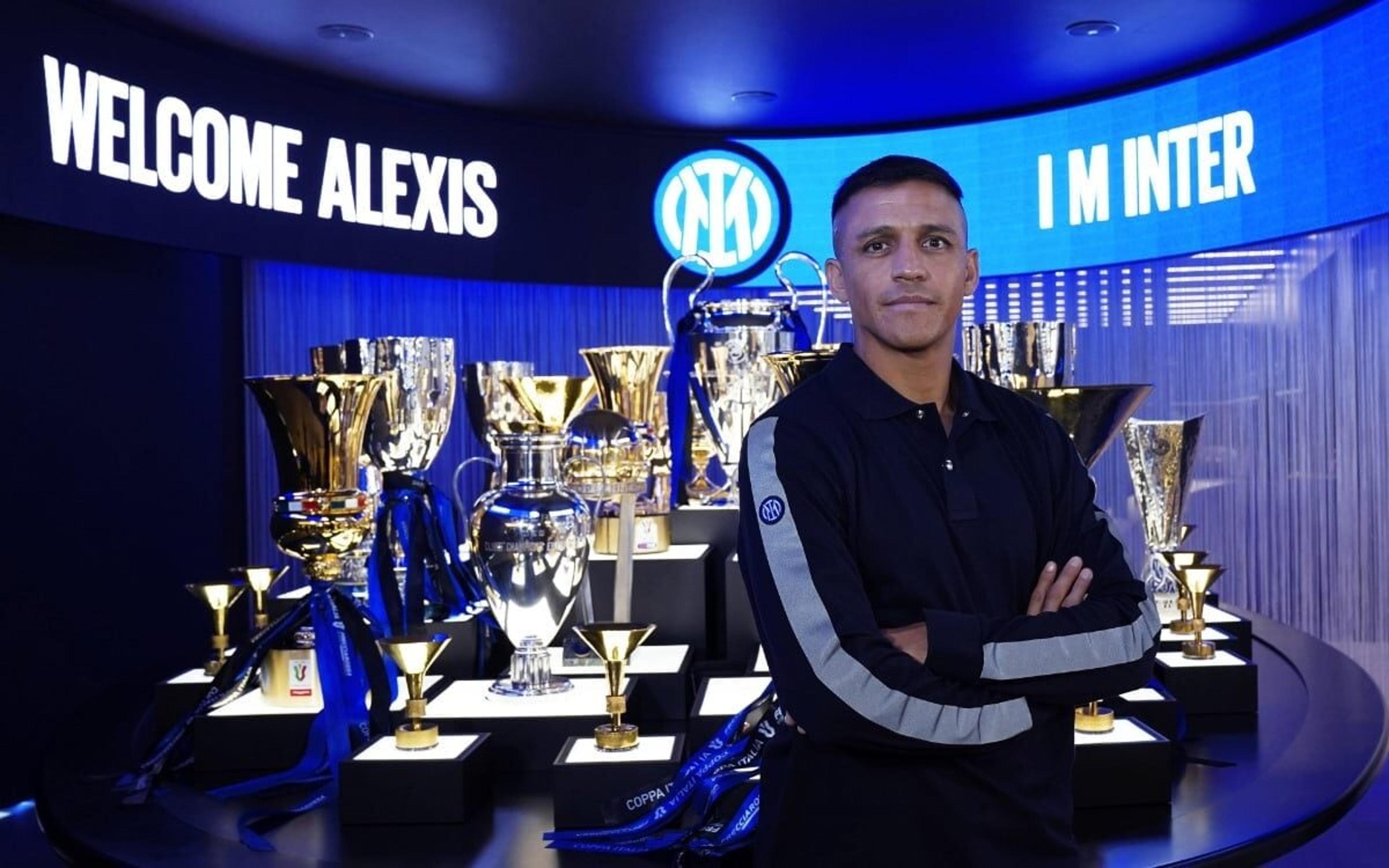 Inter de Milão anuncia a contratação de Alexis Sánchez após passagem pelo futebol francês