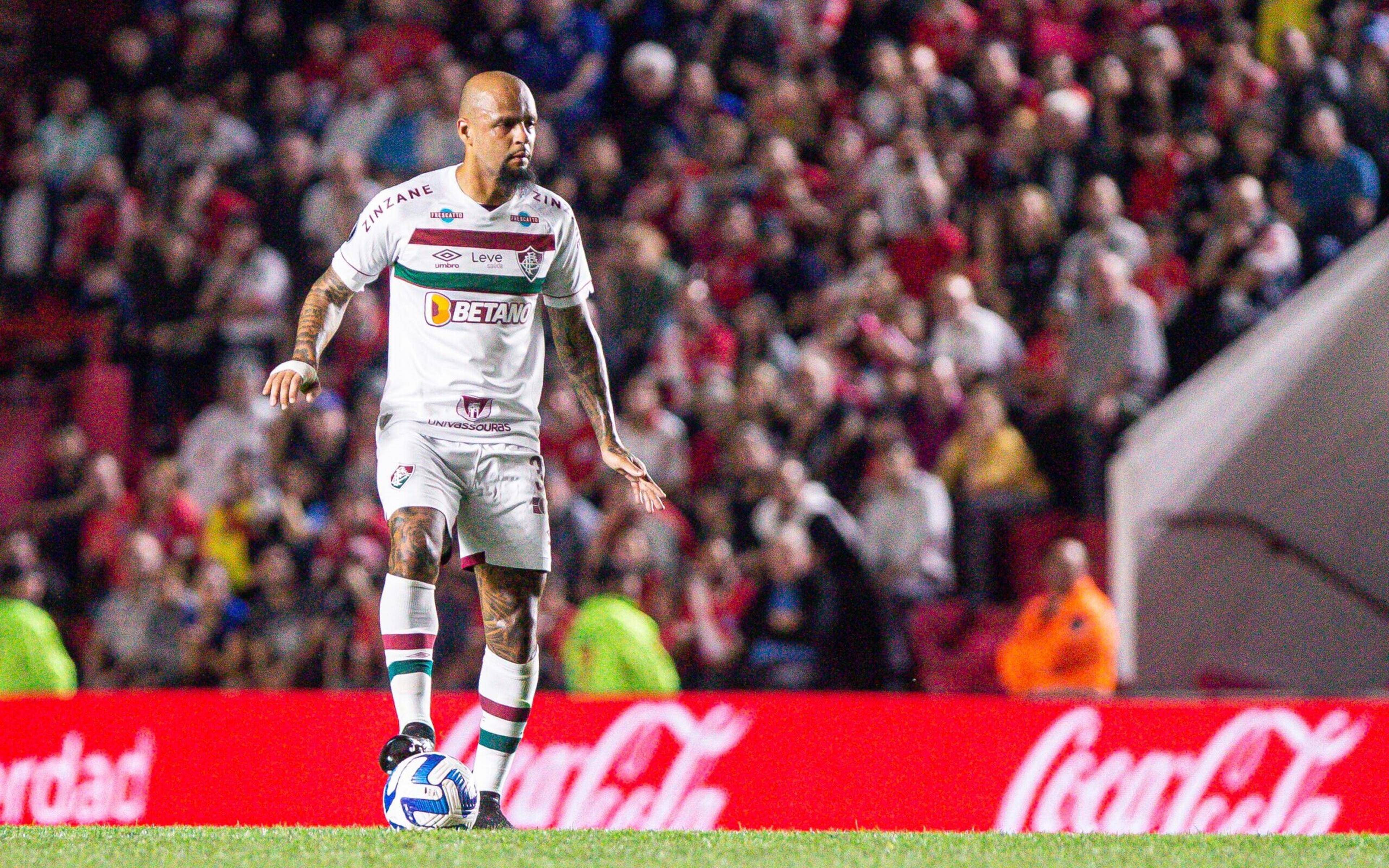 Fluminense: Felipe Melo questiona medidas do campo do Argentinos Juniors e afirma: ‘Podemos conquistar a Libertadores’