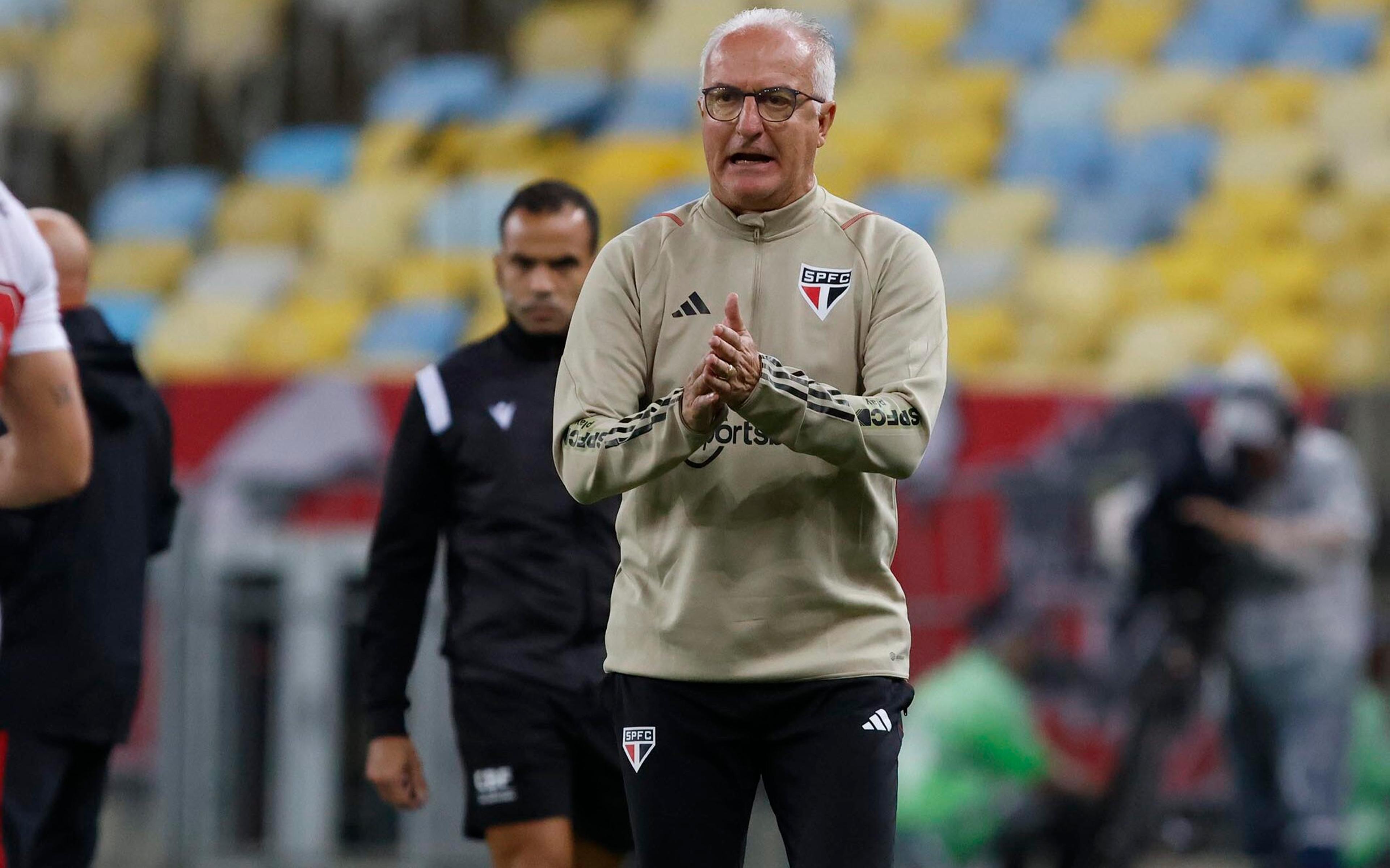 Dorival convoca torcida do São Paulo e revela se Lucas será titular na decisão contra o Corinthians