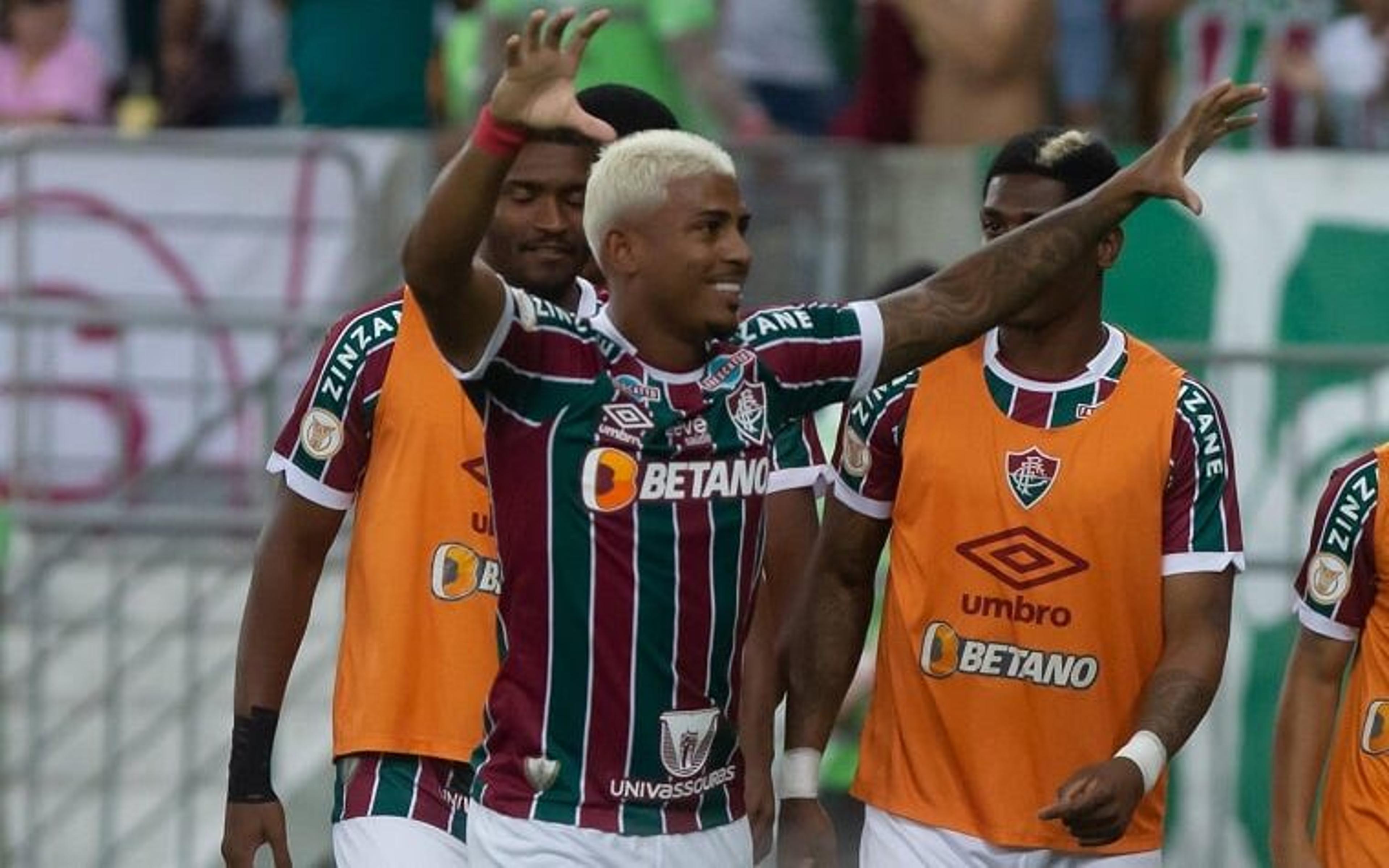 Talismã do Fluminense, John Kennedy vira carta na manga de Fernando Diniz para jogo contra Olimpia