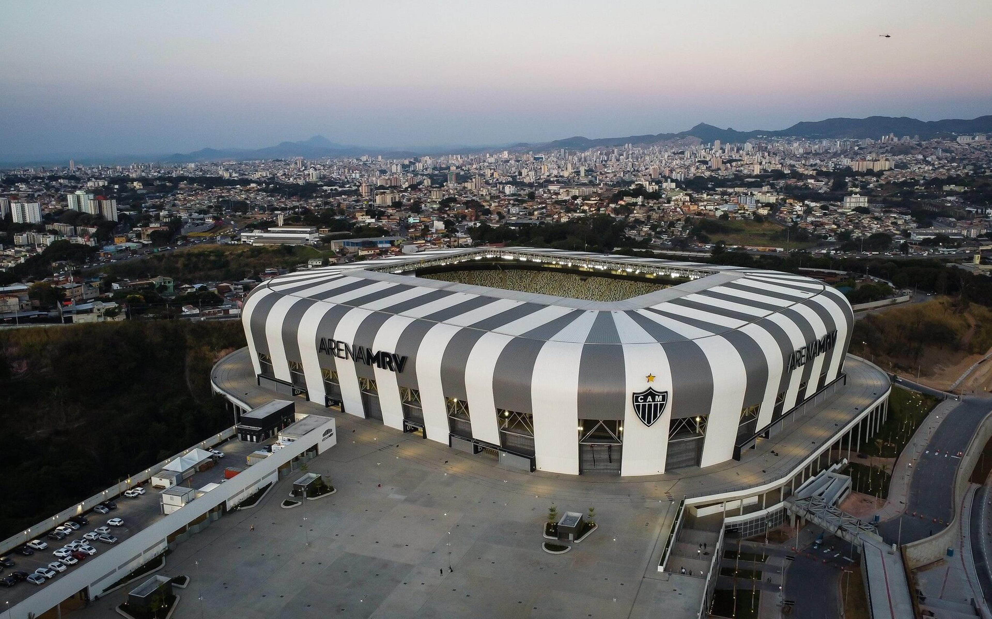 !Nova casa! Veja o clima da torcida do Atlético-MG na inauguração da Arena MRV