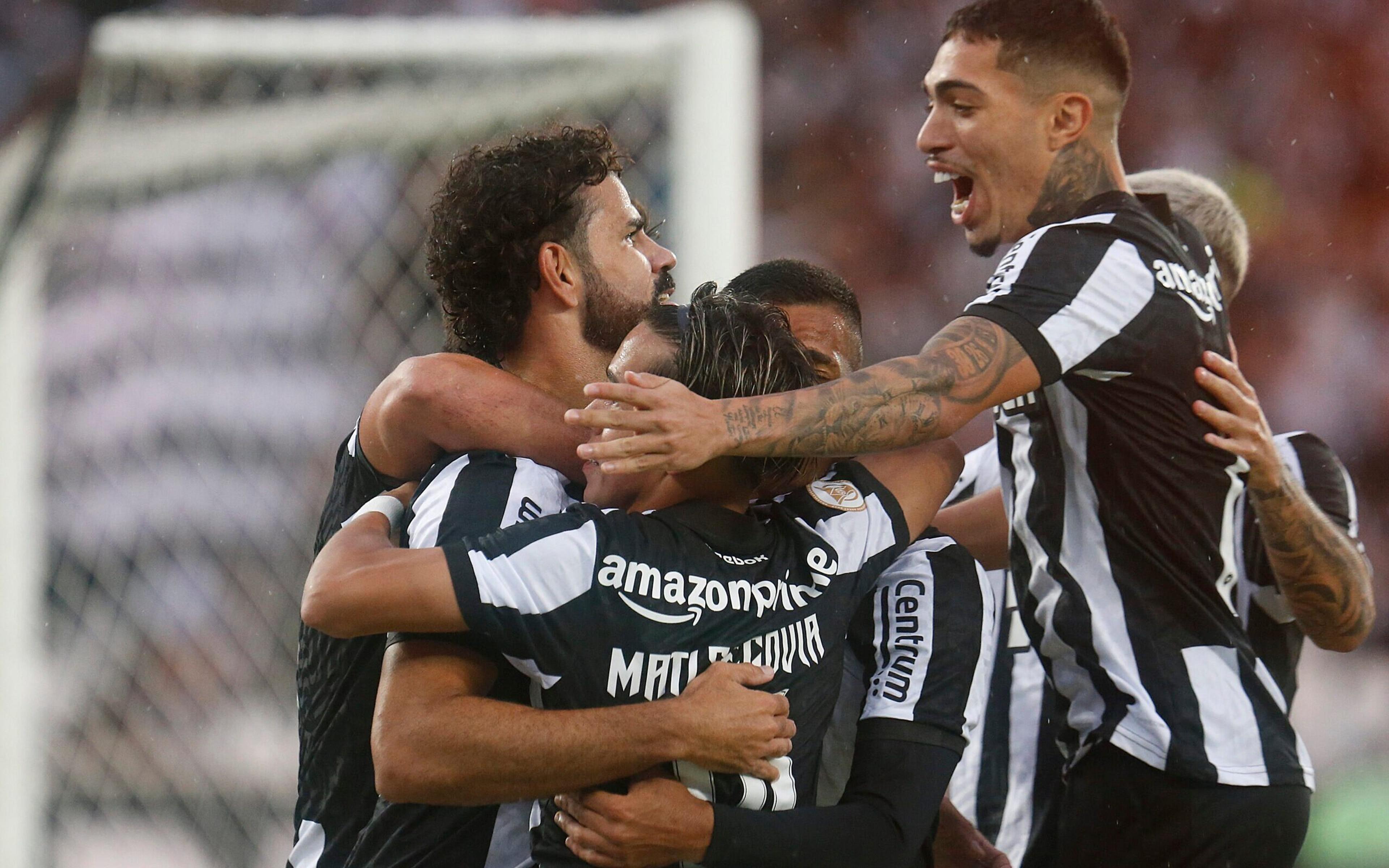 Diego Costa marca, e Botafogo vence Bahia, pelo Campeonato Brasileiro; veja resultado