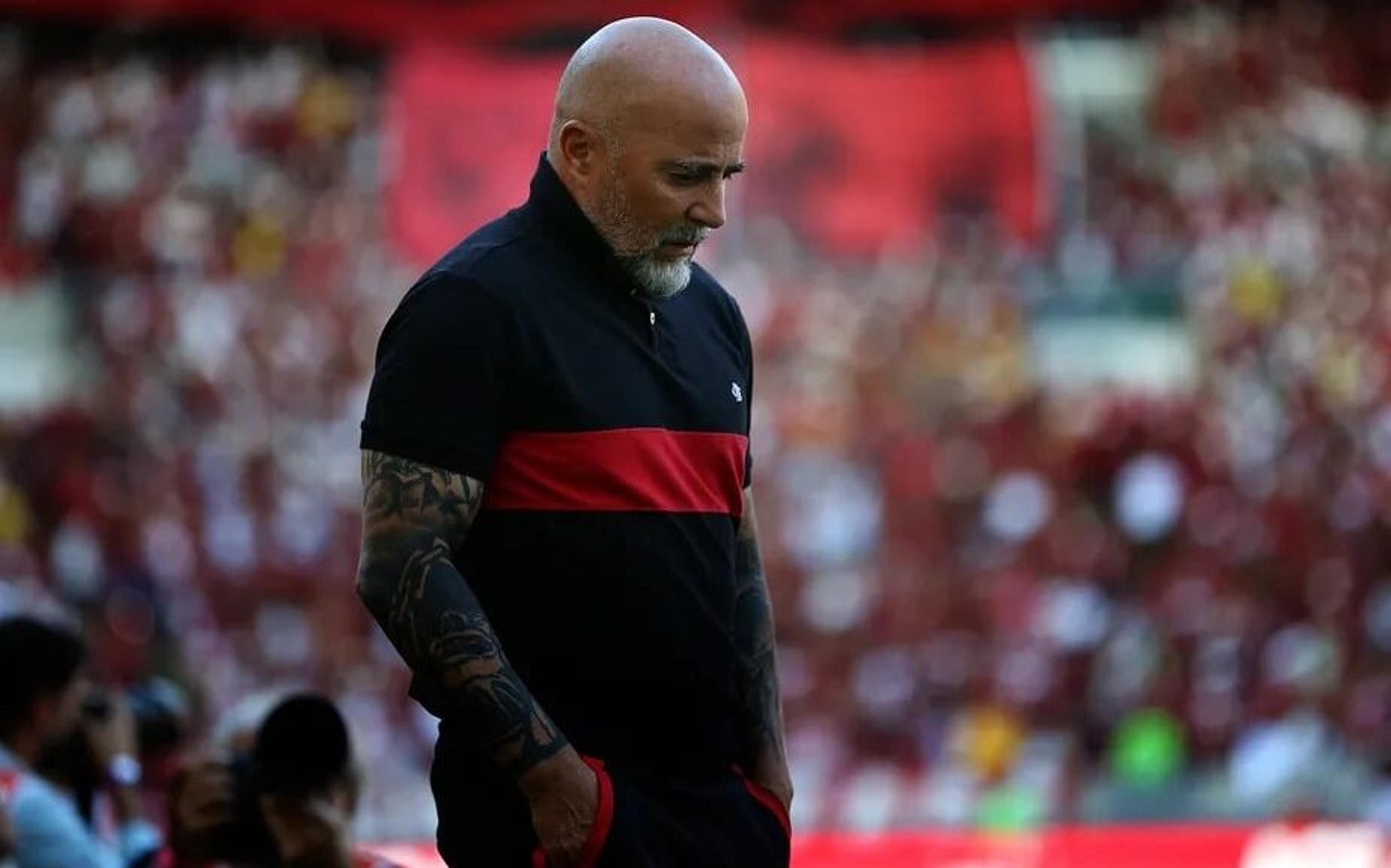 Ex-presidente do Flamengo pede demissão de Sampaoli e sugere novo técnico