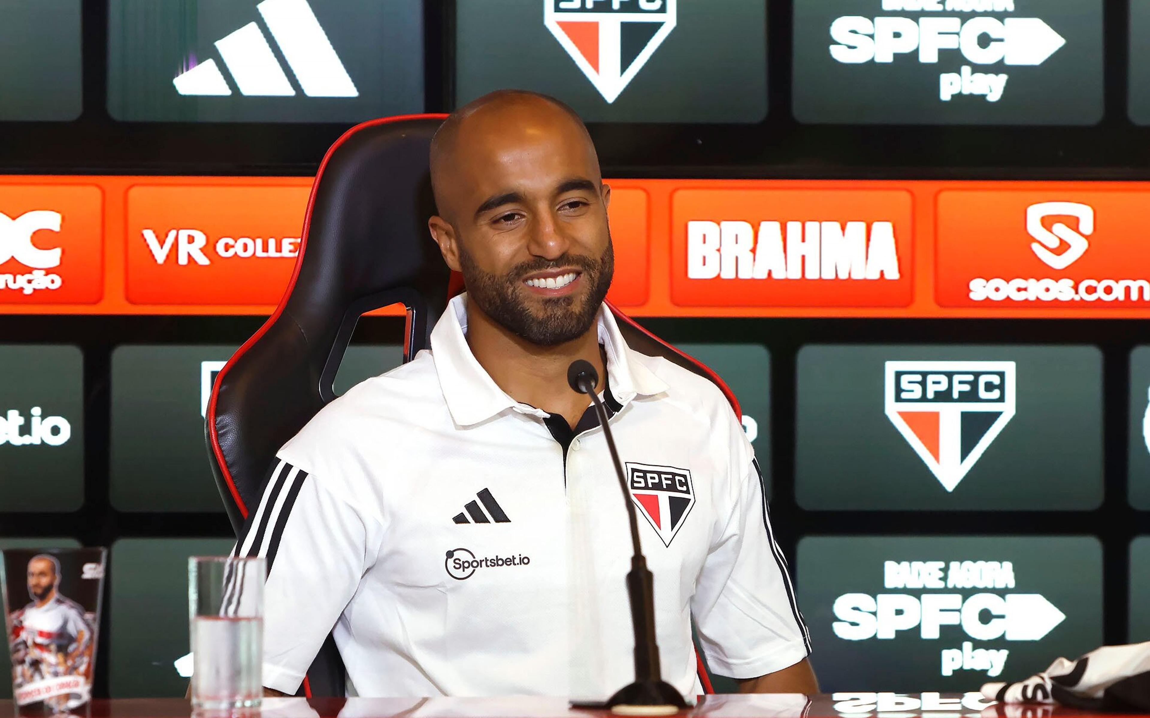 Lucas Moura tem pressa por estreia e se coloca à disposição de Dorival