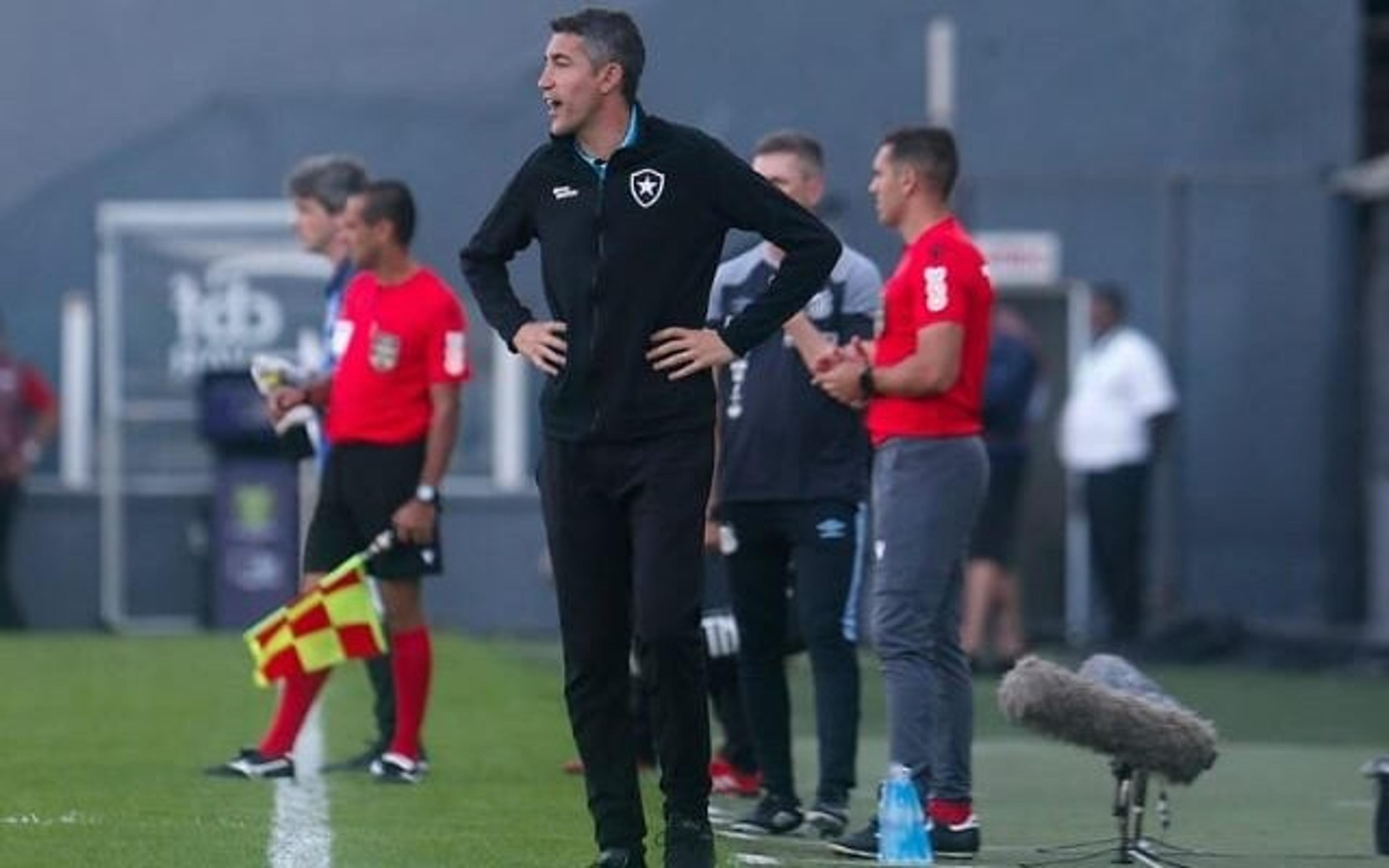 Às vésperas de jogo decisivo na Copa Sul-Americana, Bruno Lage tenta cartada para tornar Botafogo ainda mais incisivo