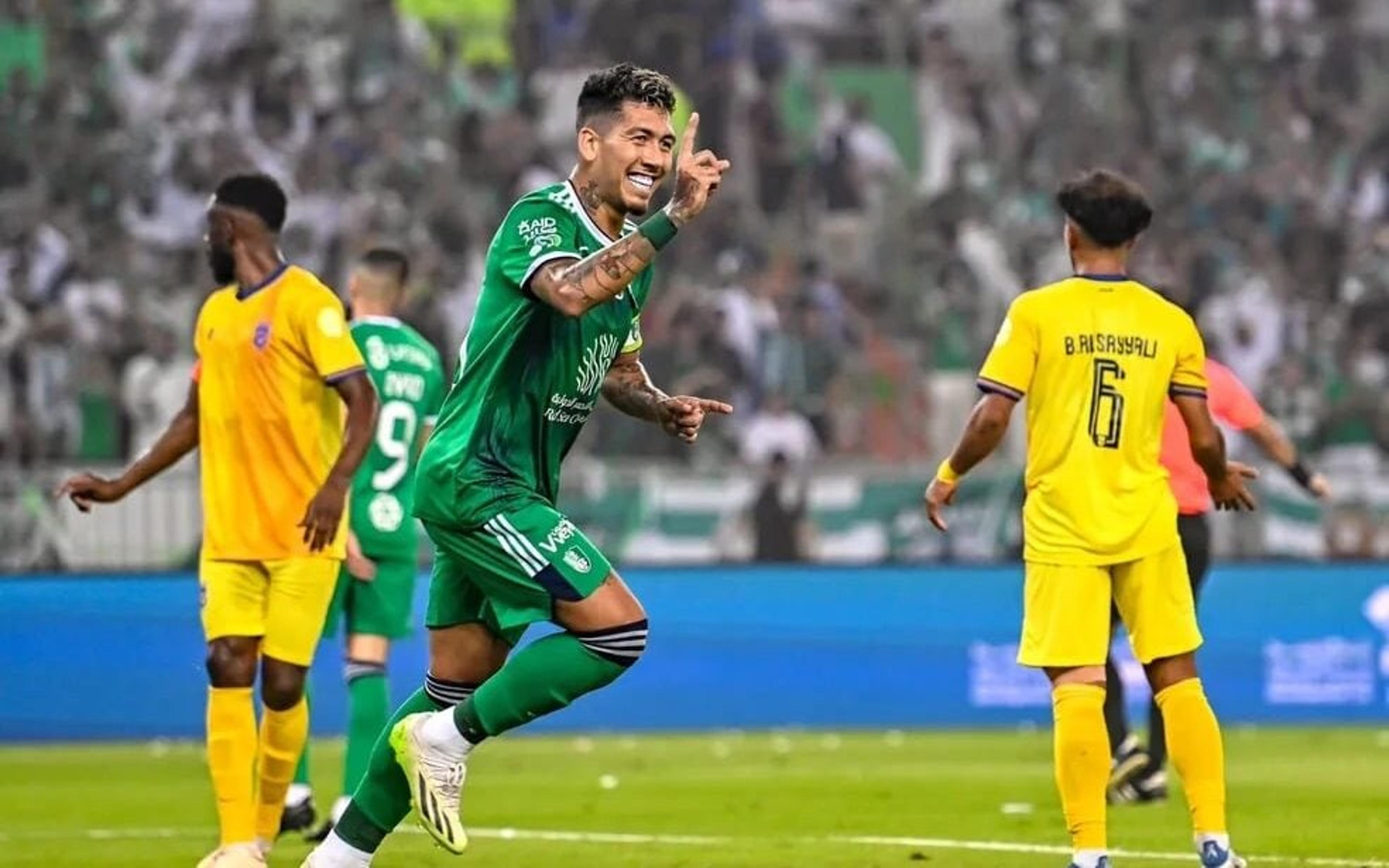 Em sua estreia no Campeonato Saudita, Roberto Firmino faz hat-trick na vitória do Al-Ahli