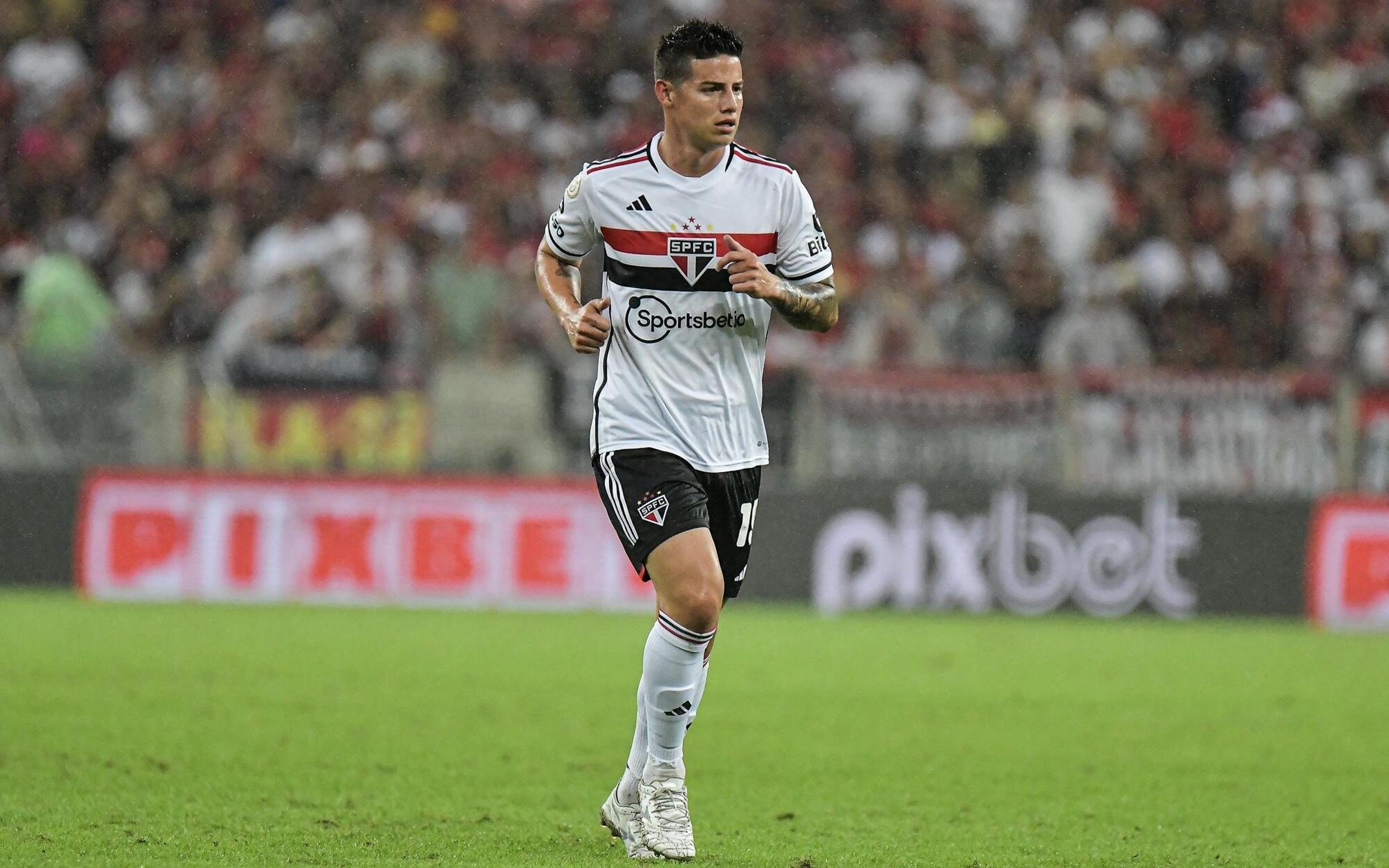 James Rodríguez avalia estreia pelo São Paulo e prega foco em decisão contra o Corinthians