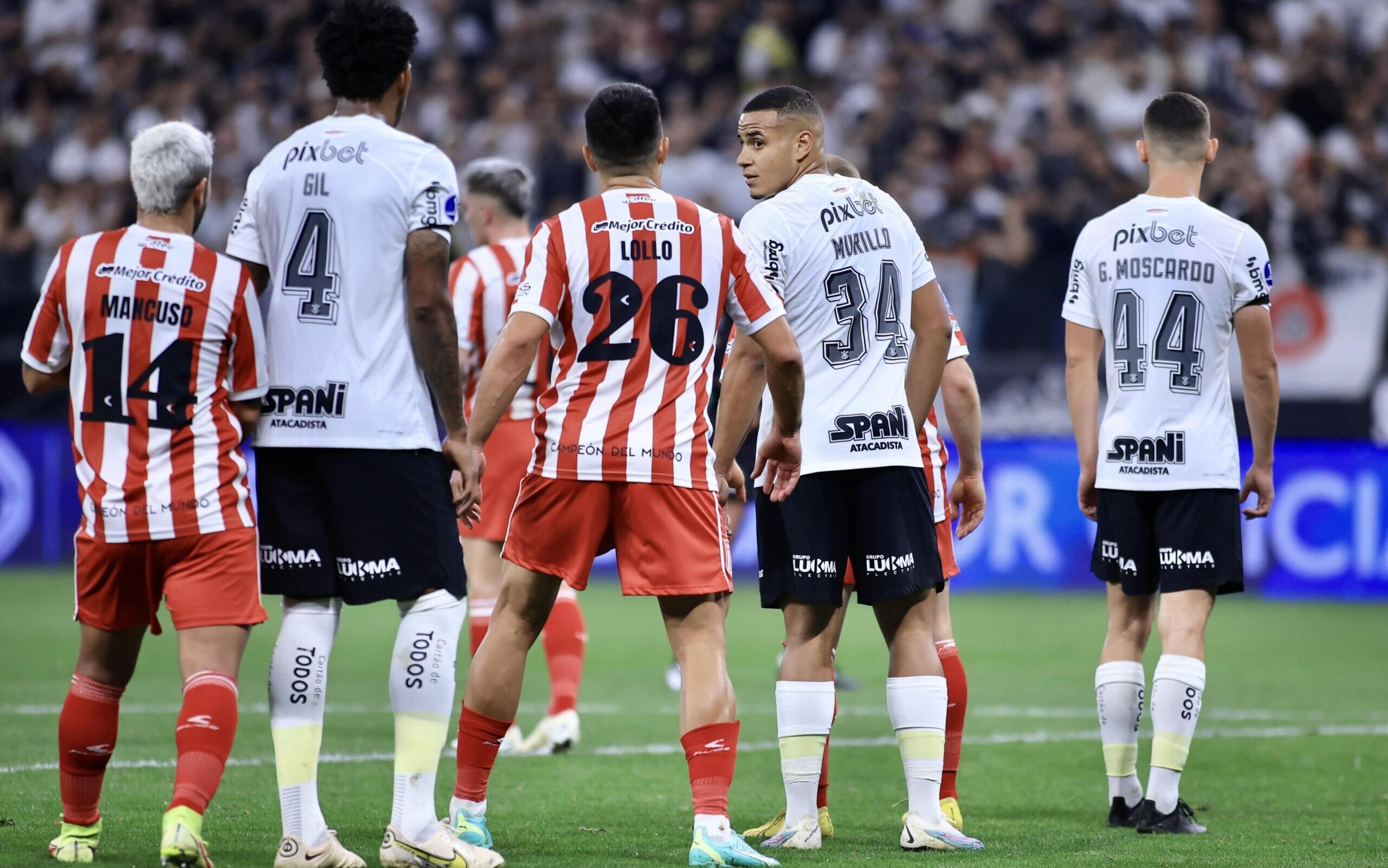 Conmebol divulga áudio do VAR em lance polêmico de Corinthians x Estudiantes