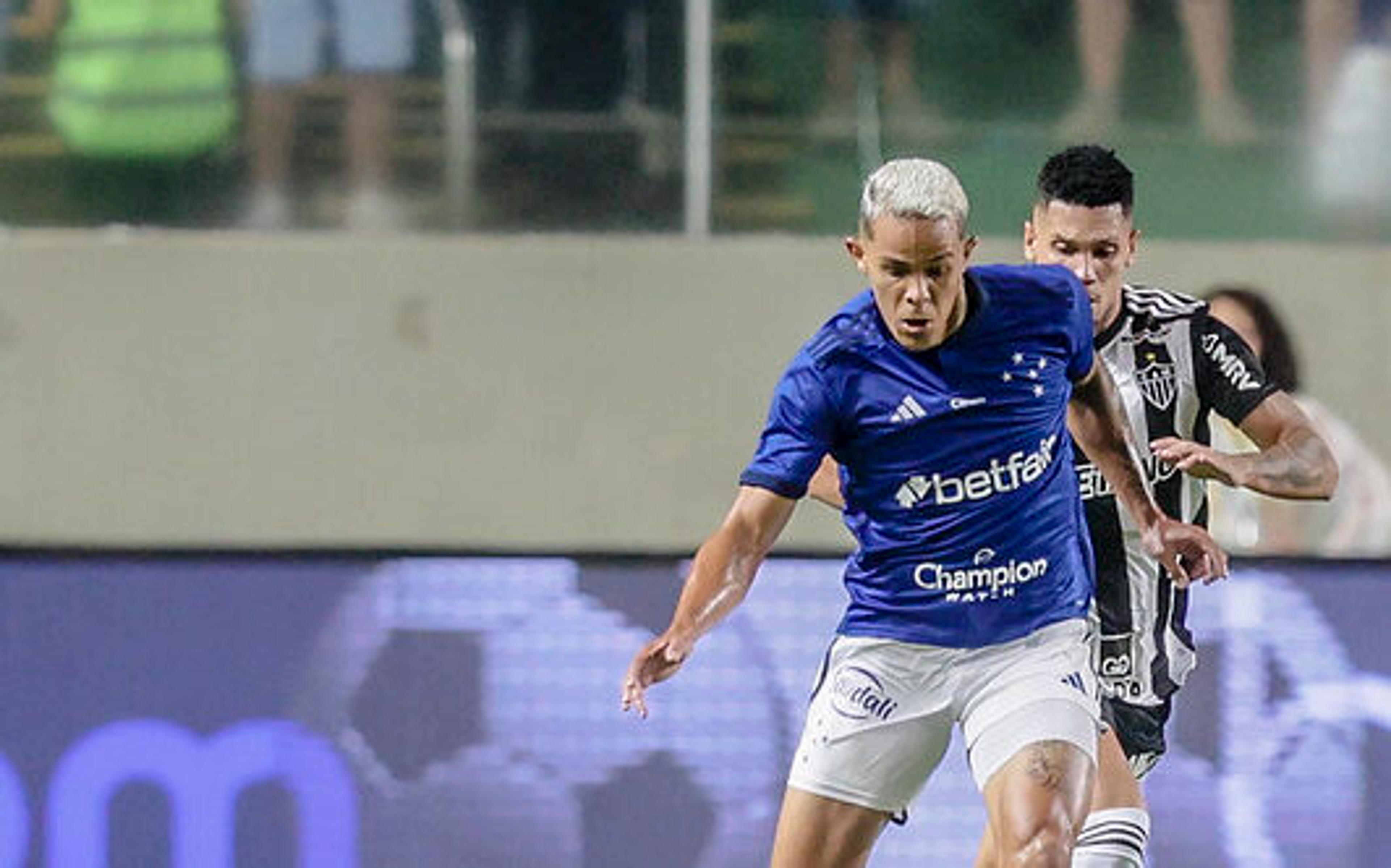 Cruzeiro acerta venda de Wallisson para clube português