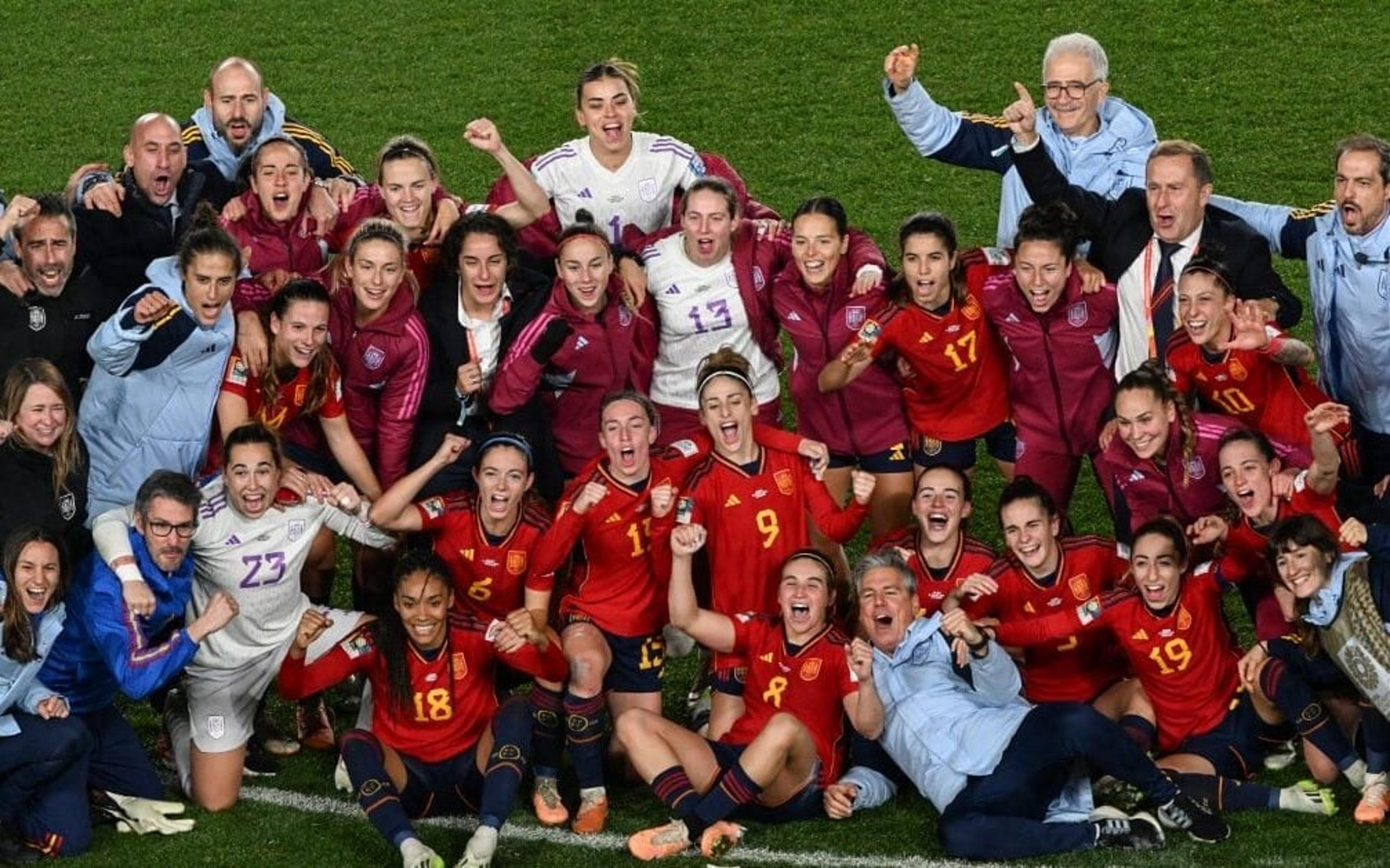 Jogadoras da Espanha, campeã da Copa Feminina, negam retorno à seleção