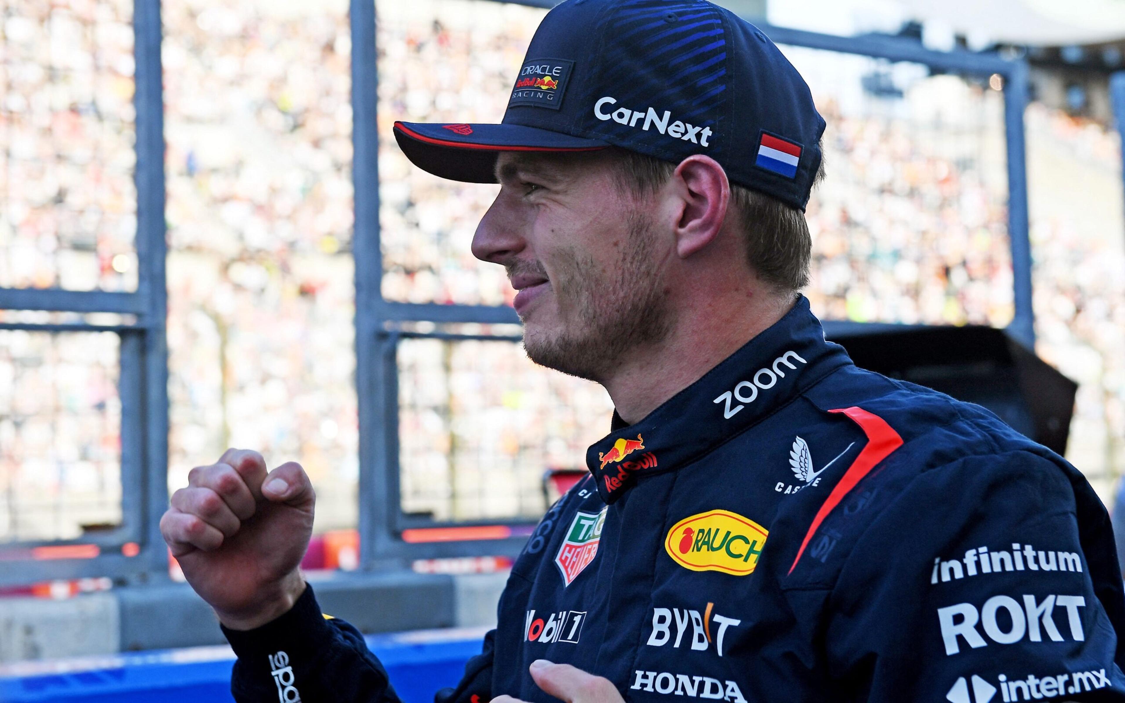 Dominante nos treinos e na classificação, Verstappen é pole no Japão