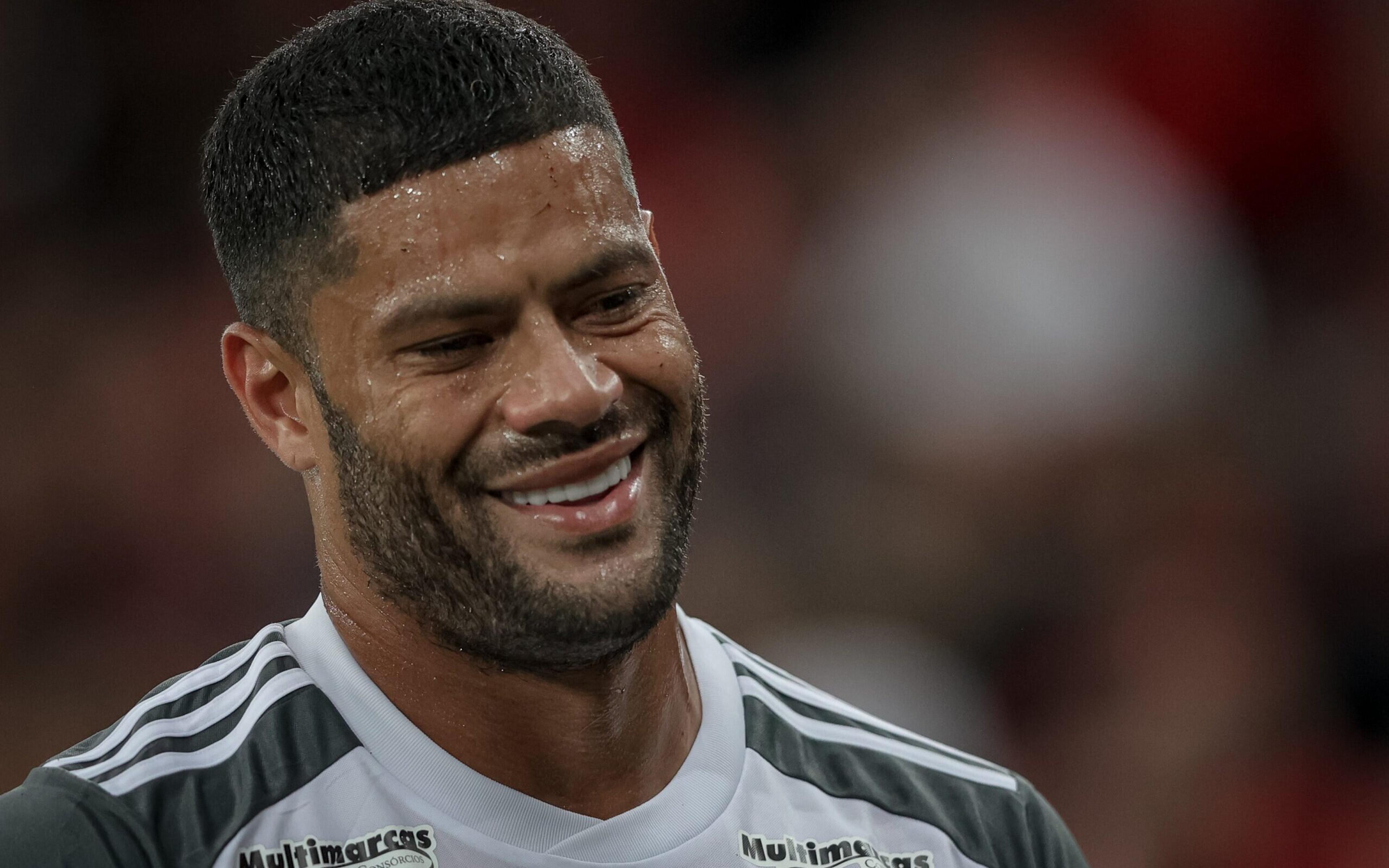 Hulk explica mal-estar antes da partida pelo Atlético-MG: ‘Toda hora ia no banheiro’