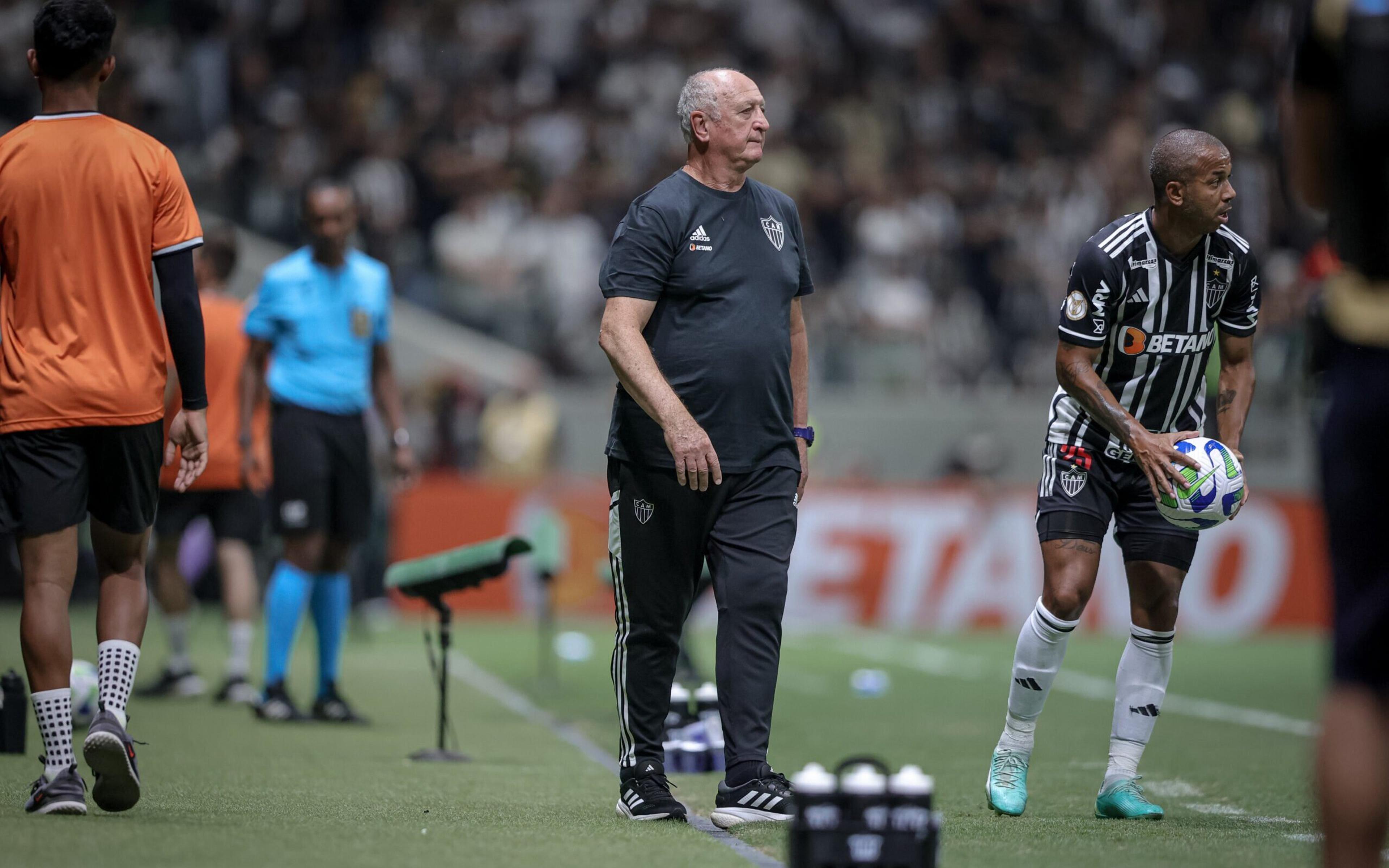 Felipão desabafa sobre placares baixos do Atlético-MG: ‘Tá faltando gol’