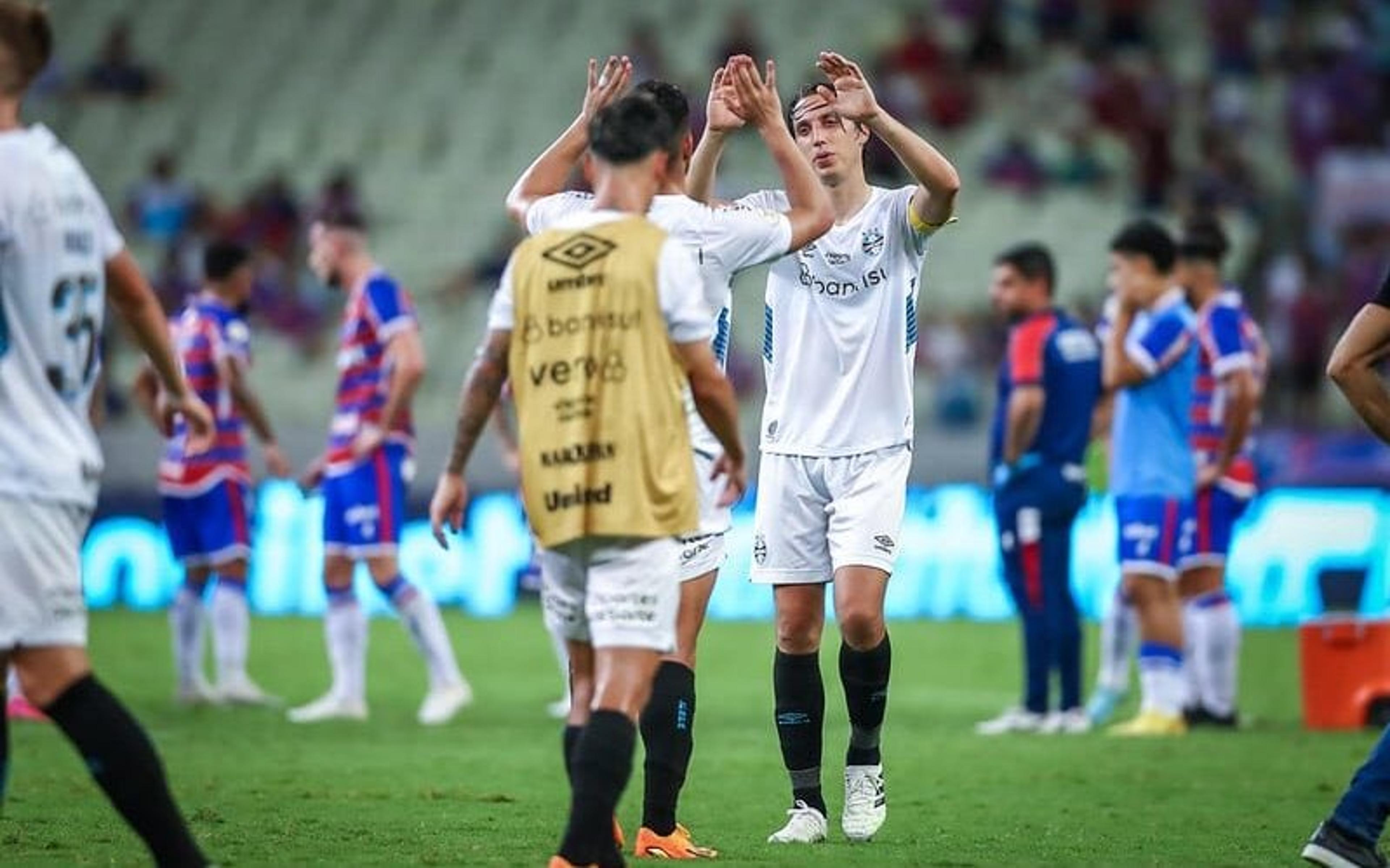 Geromel lamenta empate do Grêmio e detalha sua condição física pós-lesão