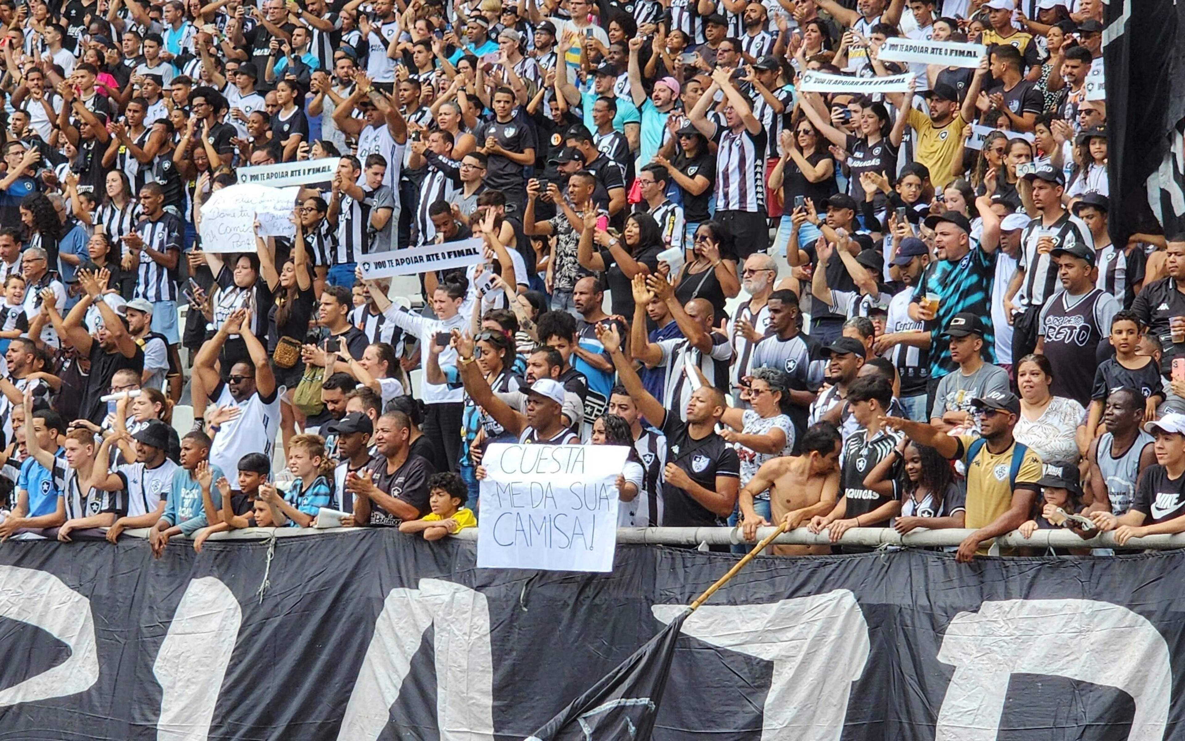 Botafogo vê no apoio incondicional da torcida  atalho para se revigorar no Brasileirão