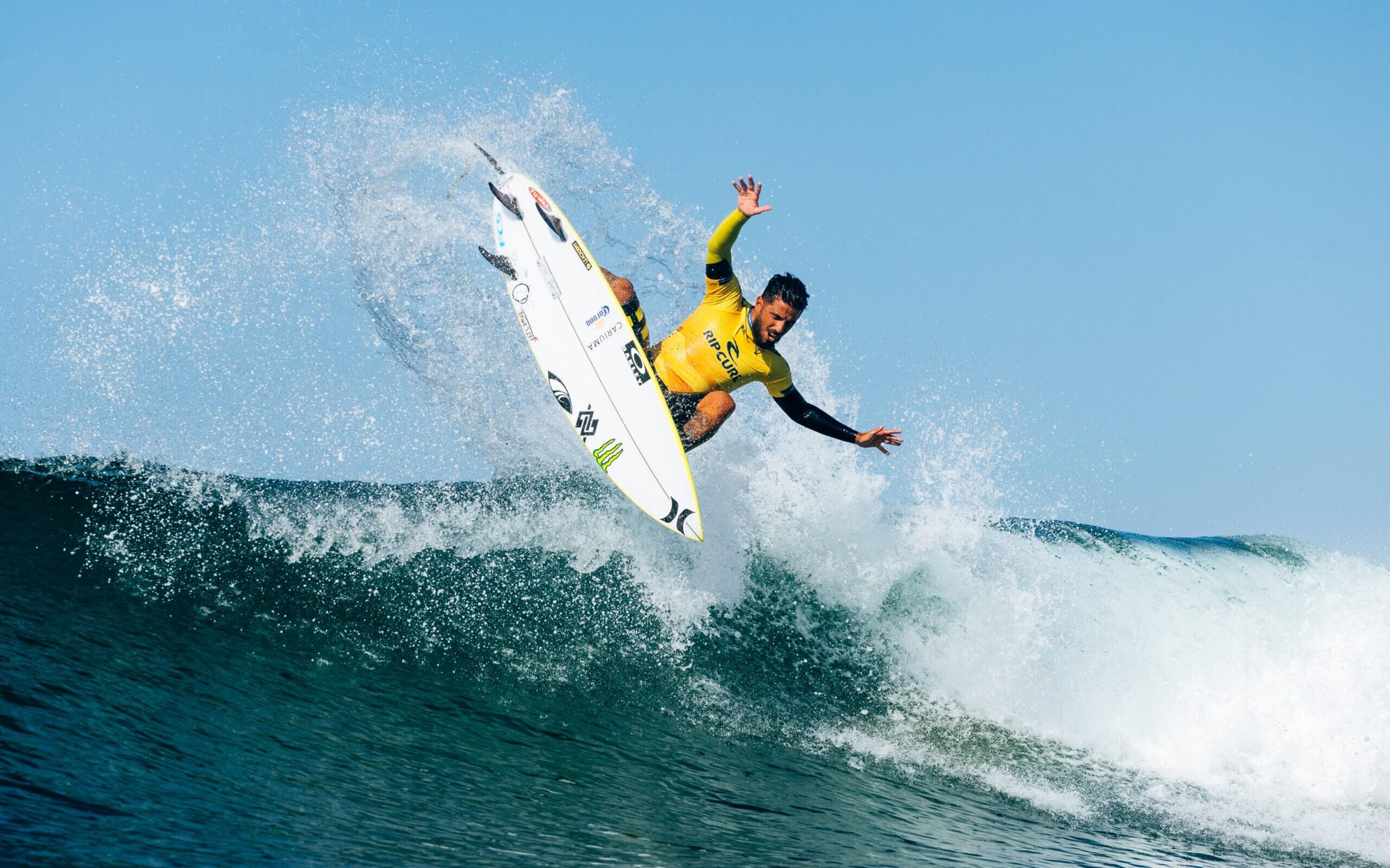 Filipe Toledo relata inseguranças antes da vitória no WSL Finals: ‘A mente leva para o lado mais fraco’