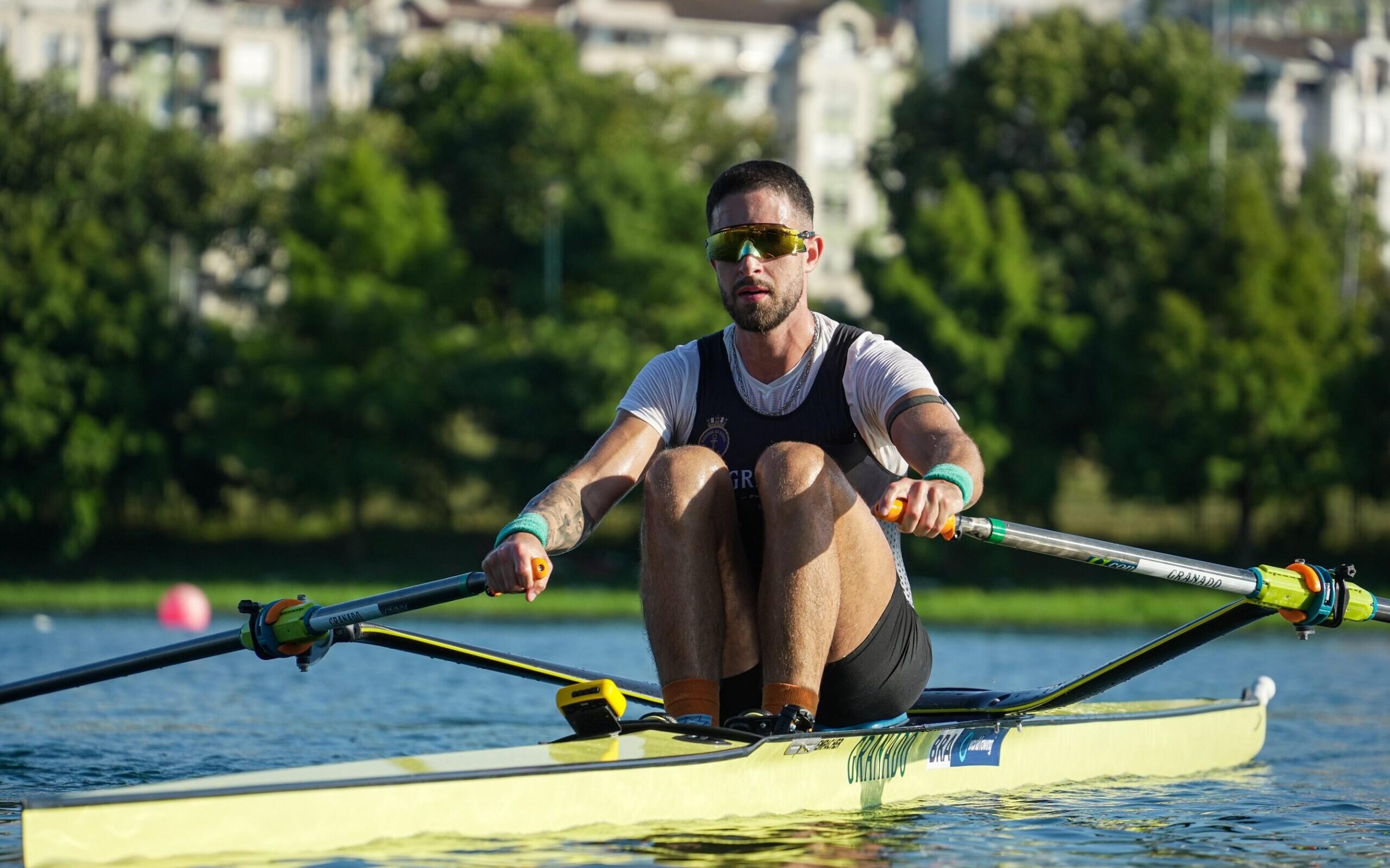 De olho em vaga olímpica, Lucas Verthein estreia no Mundial de Remo neste domingo