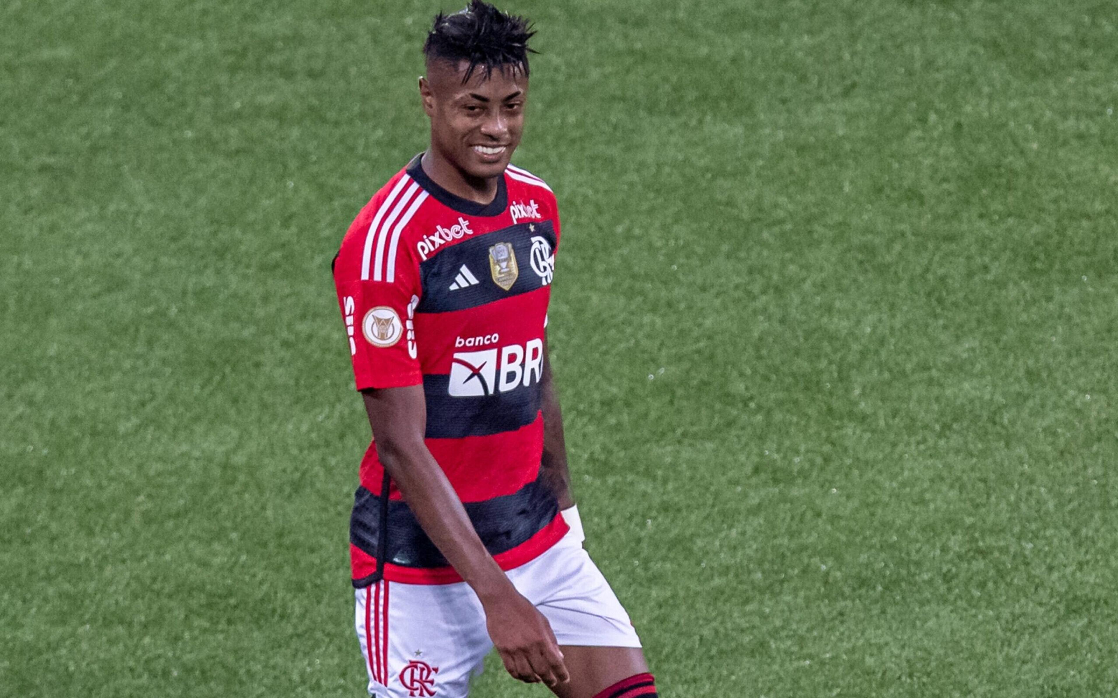 Destaque do Flamengo, Bruno Henrique comenta comemoração com ‘chororô’ e homenagem para Gabigol