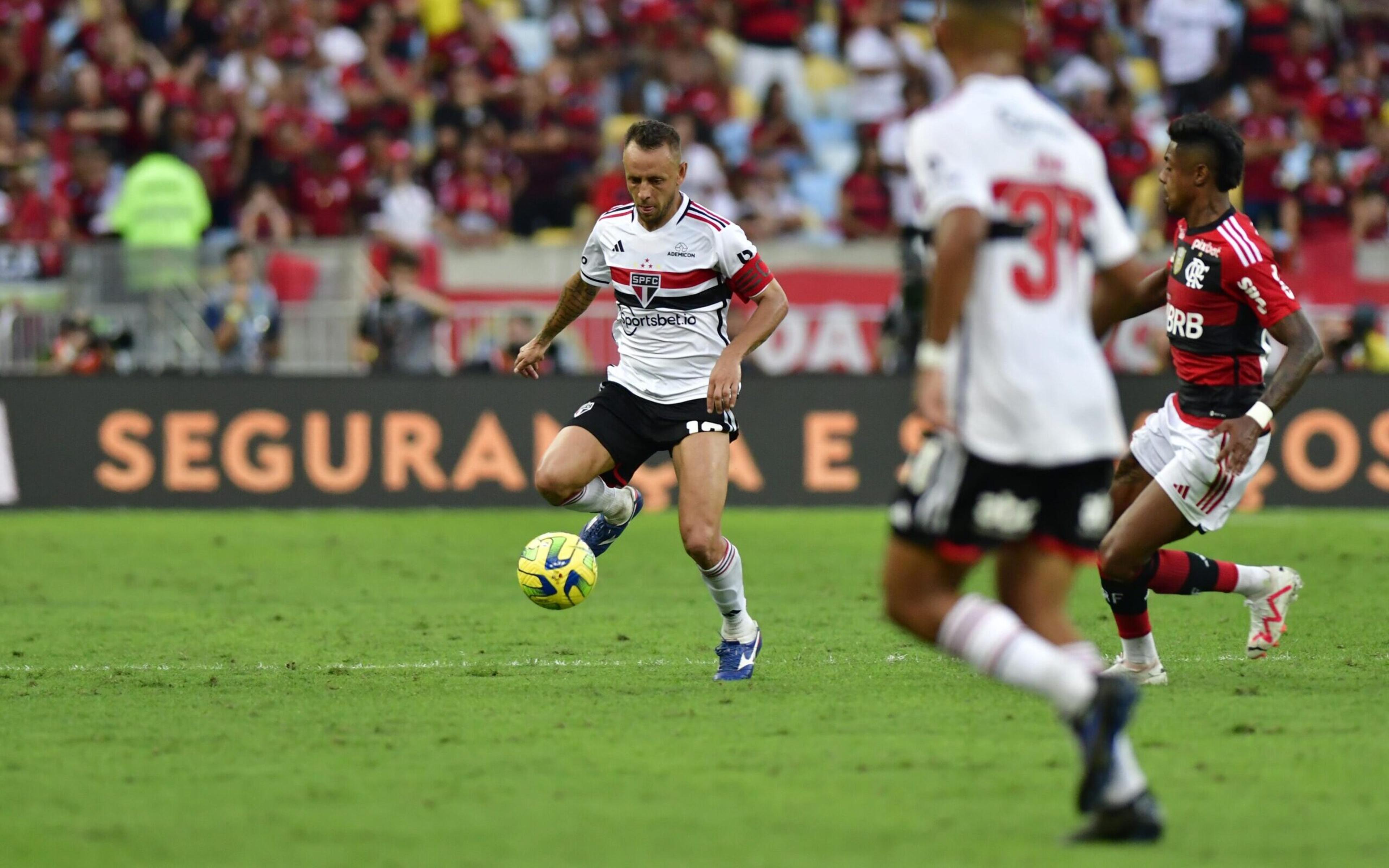 Rafinha exalta vitória do São Paulo, mas mostra ‘pé no chão’ para final no Morumbi