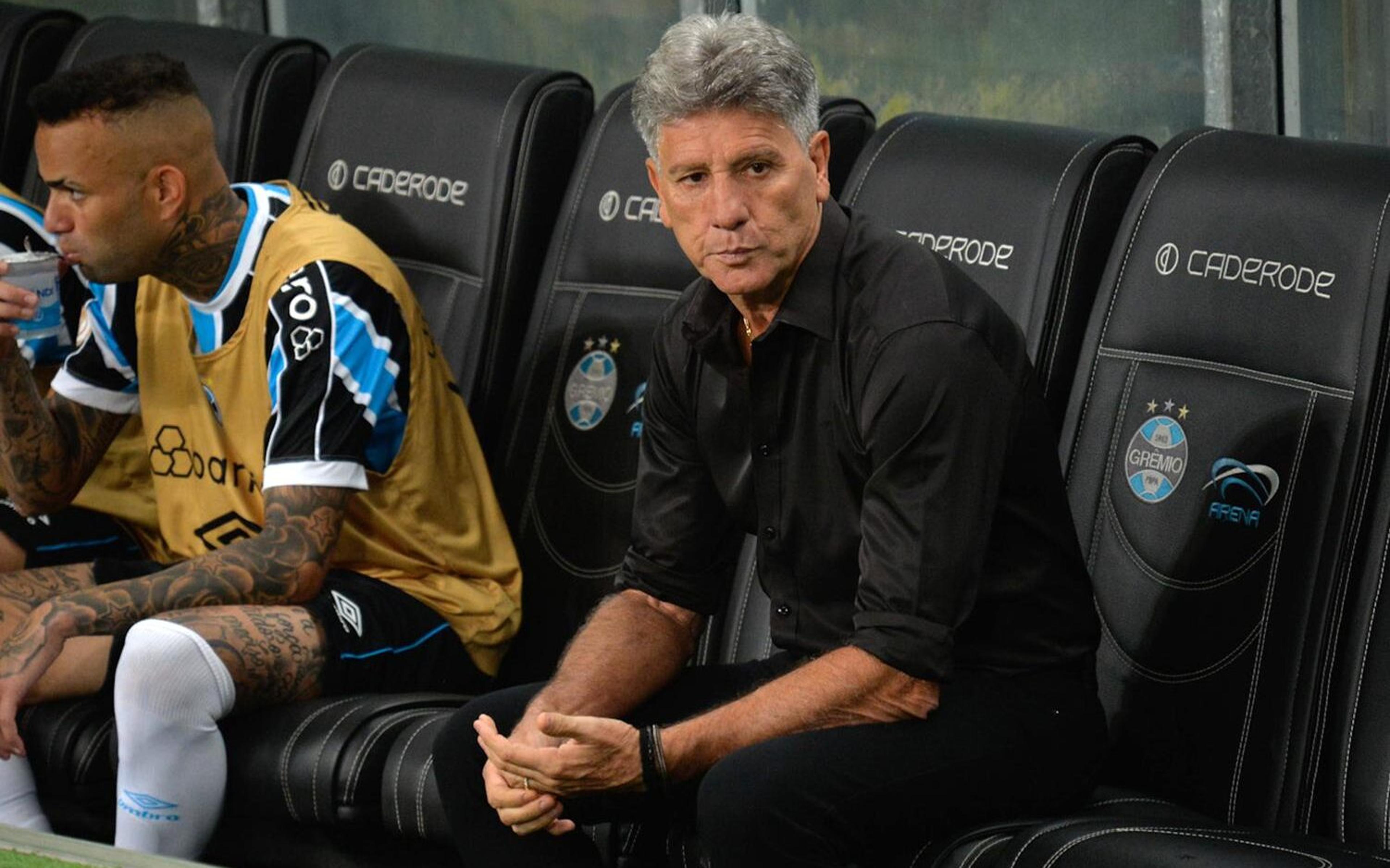 AO VIVO! Renato Gaúcho fala em entrevista coletiva após vitória do Grêmio no Brasileirão