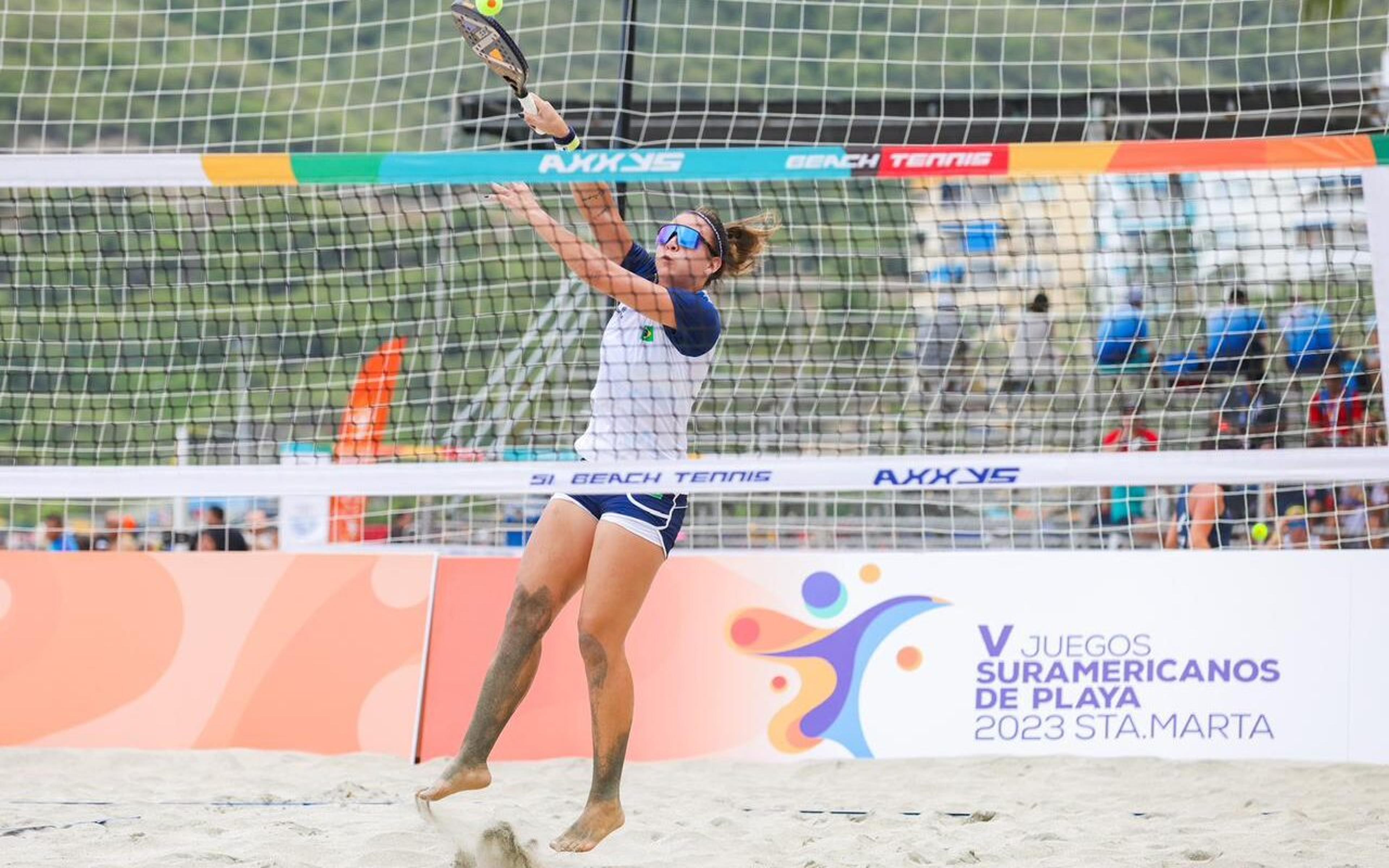 Júlia Nogueira comemora convocação para o Pan-Americano de Beach Tennis no Chile e buscará o bicampeonato