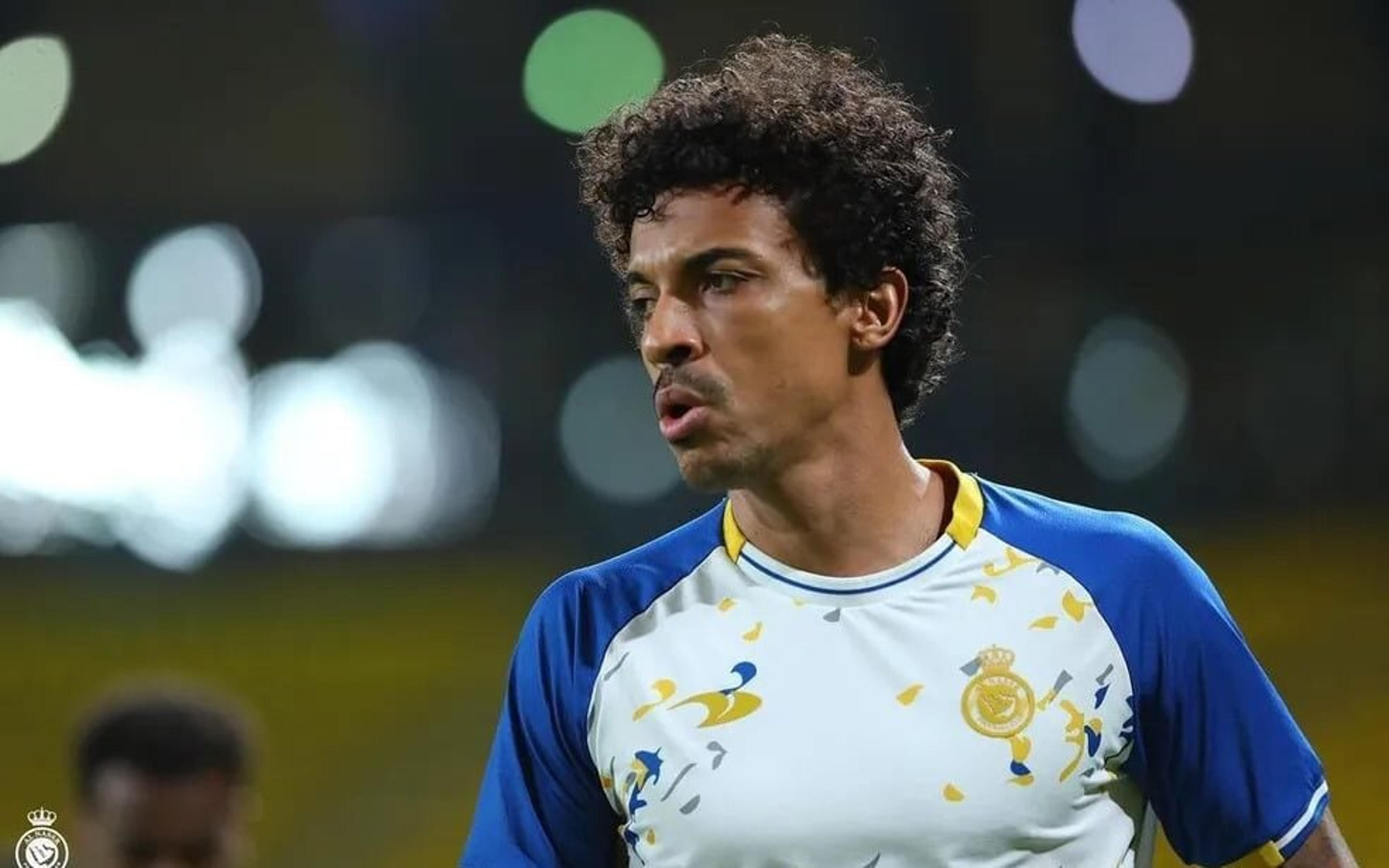 Luiz Gustavo no Santos? Clube monitora, mas tem nova política para reforços