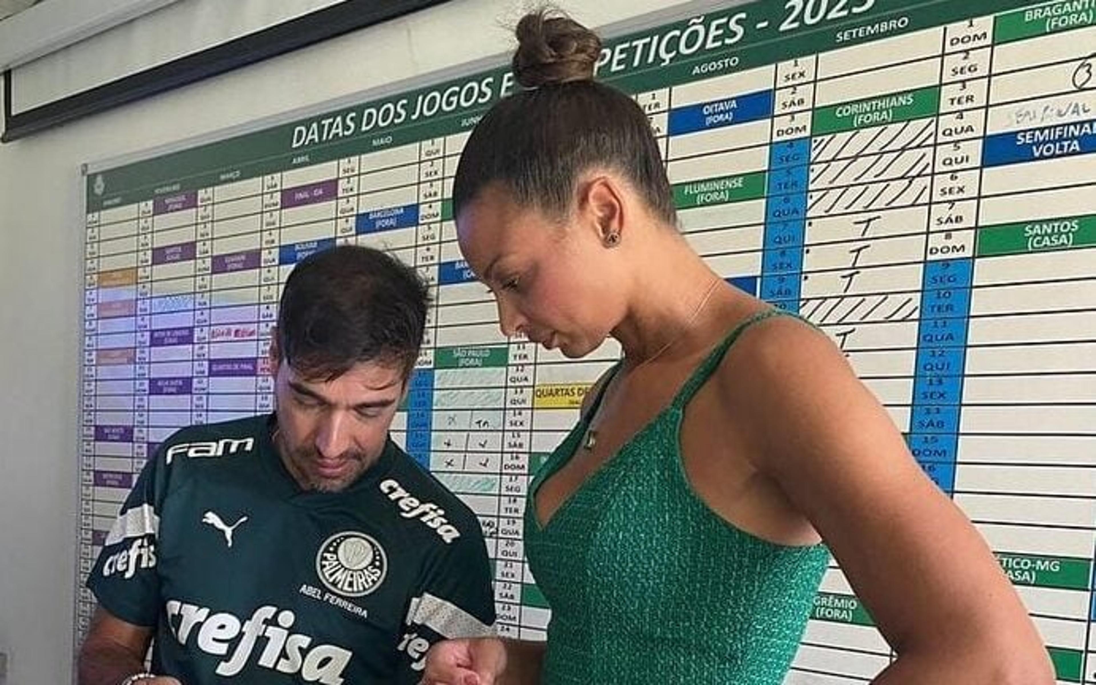 Após encontro recente com Walewska, Abel Ferreira lamenta morte da ex-jogadora: ‘Parece mentira’