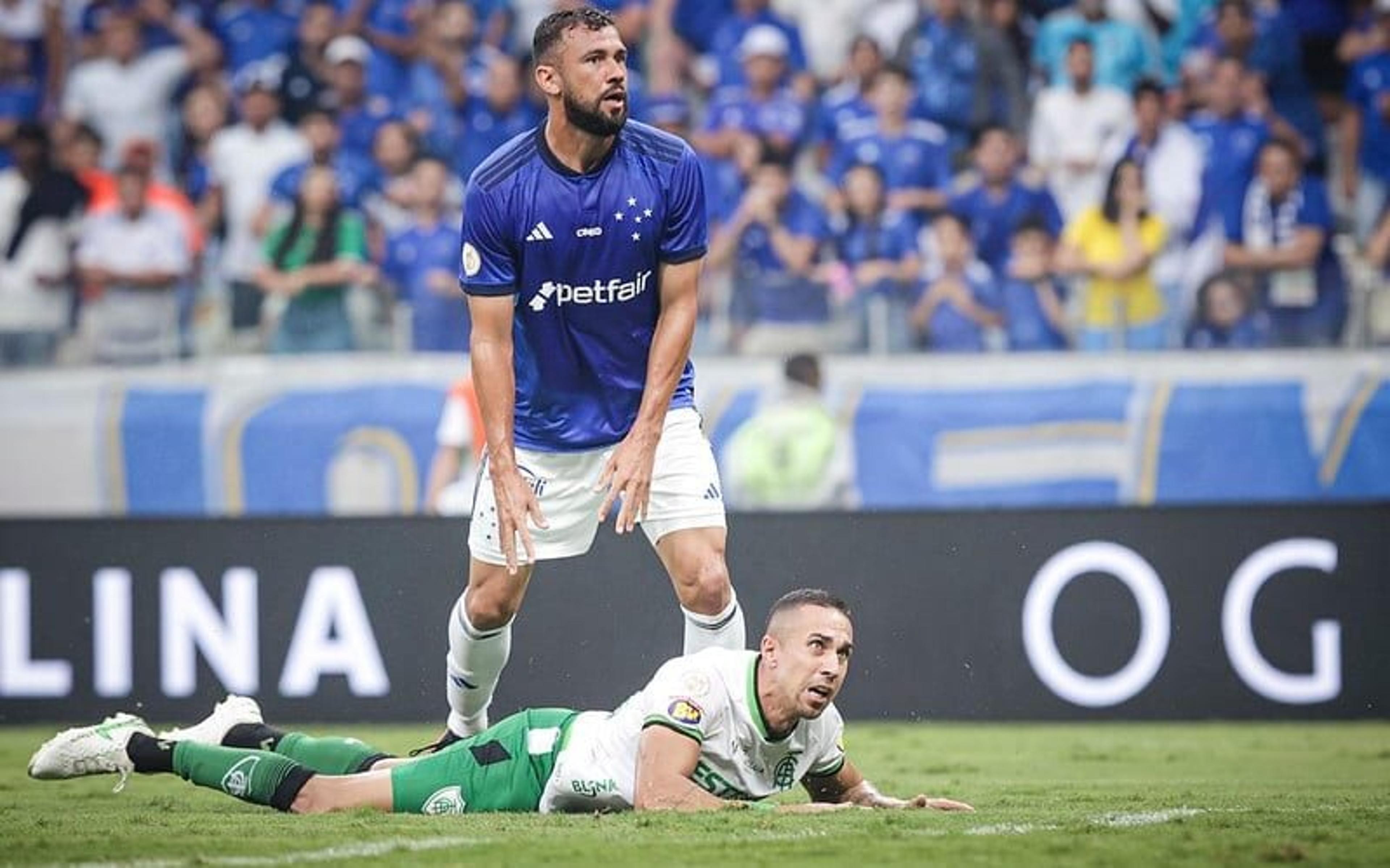 Em clássico no Mineirão, Cruzeiro e América-MG ficam no empate pelo Campeonato Brasileiro