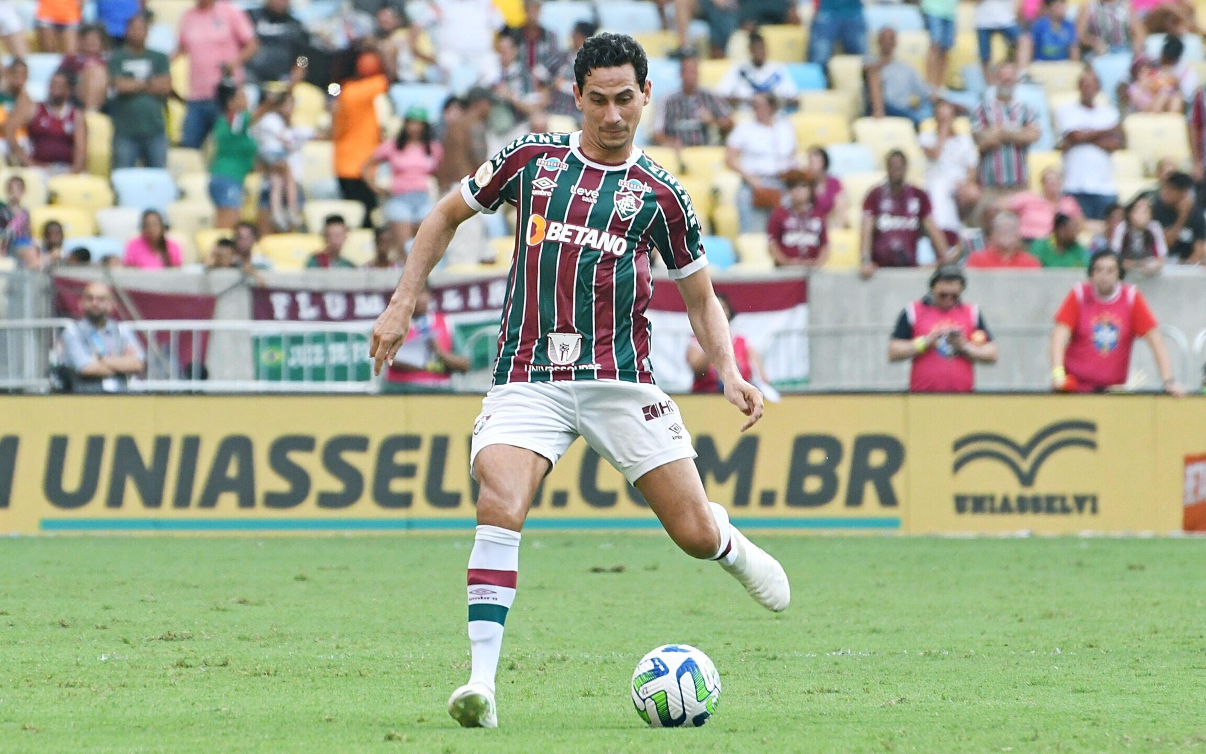 Em má fase, Ganso deixa de ter papel decisivo e é questionado por torcedores em derrota do Fluminense