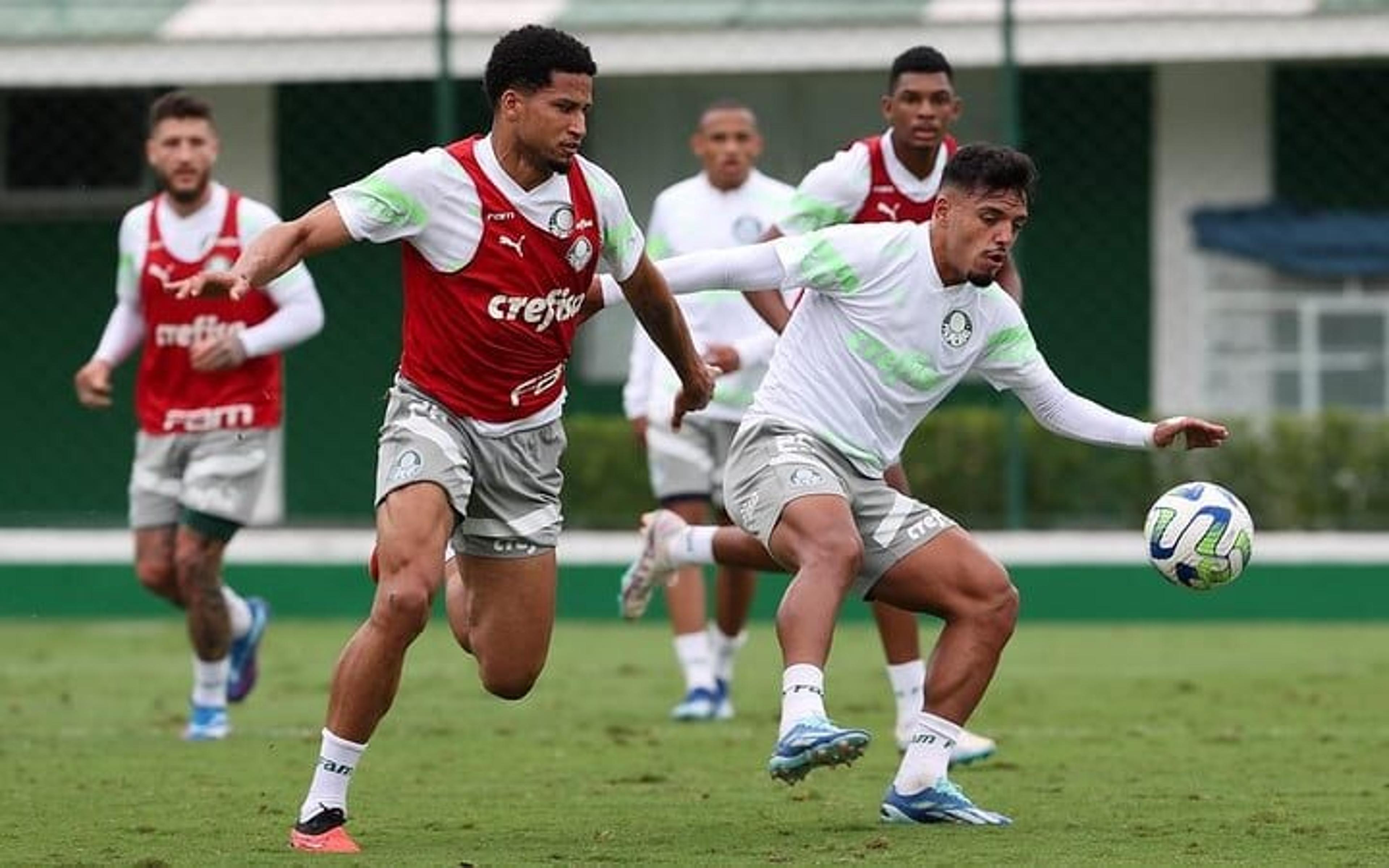 Palmeiras faz coletivo de uma hora visando duelo com o Atlético-MG