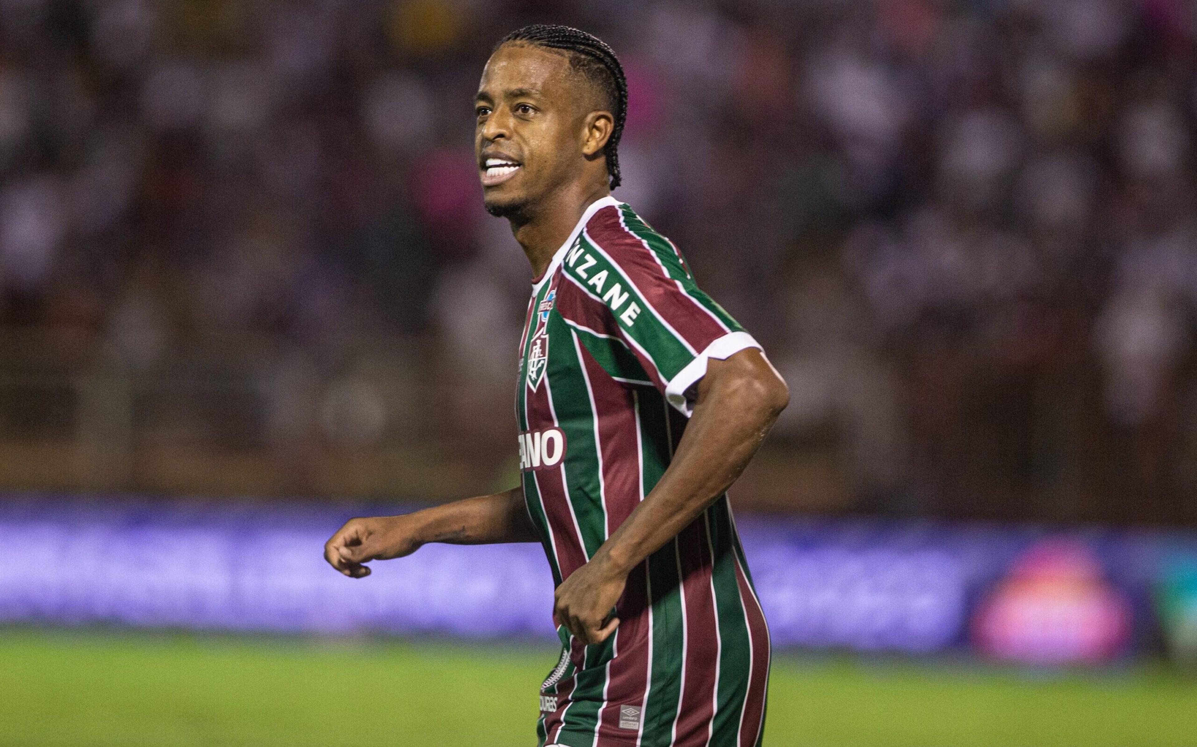 Keno comemora fim de jejum de gols pelo Fluminense e avisa: ‘Quando estou de trança, esquece’