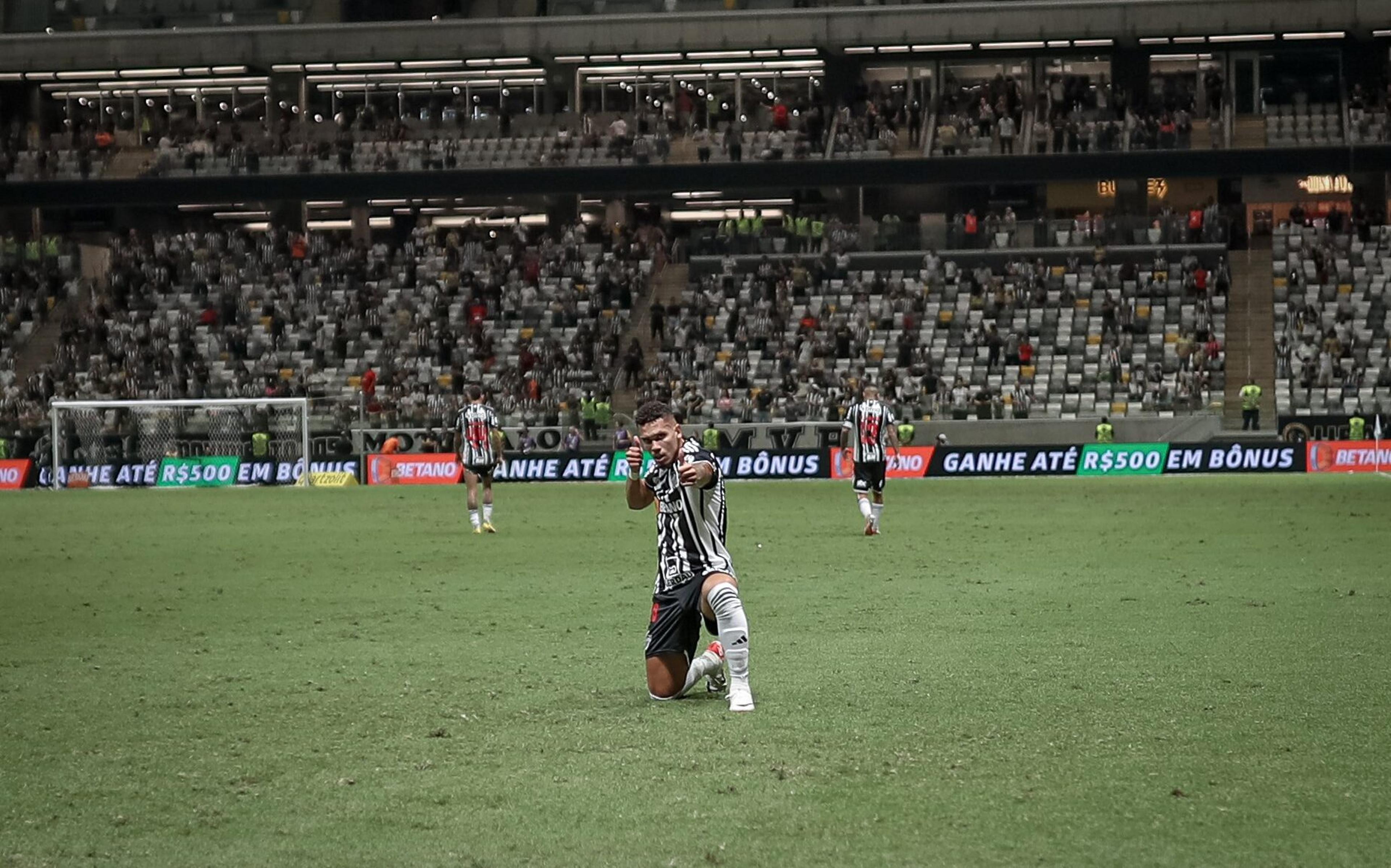 Decisivo, Paulinho é responsável por 40% dos pontos do Atlético-MG no Campeonato Brasileiro