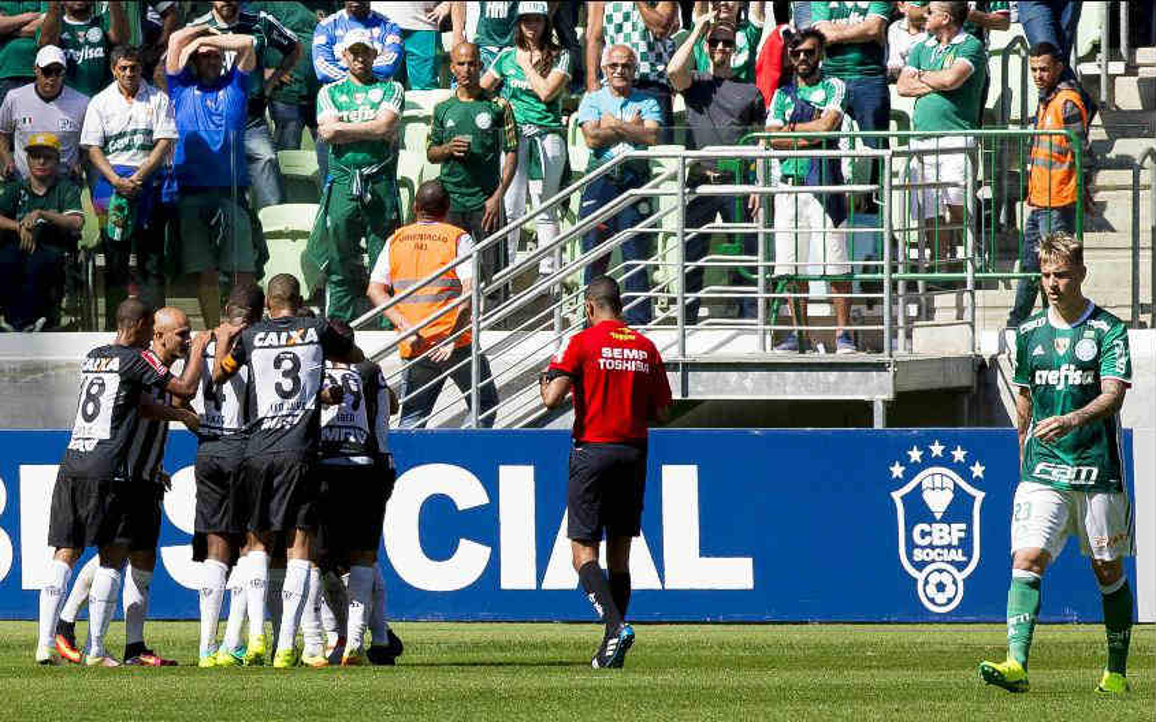 Atlético-MG quer acabar com jejum de sete anos contra o Palmeiras