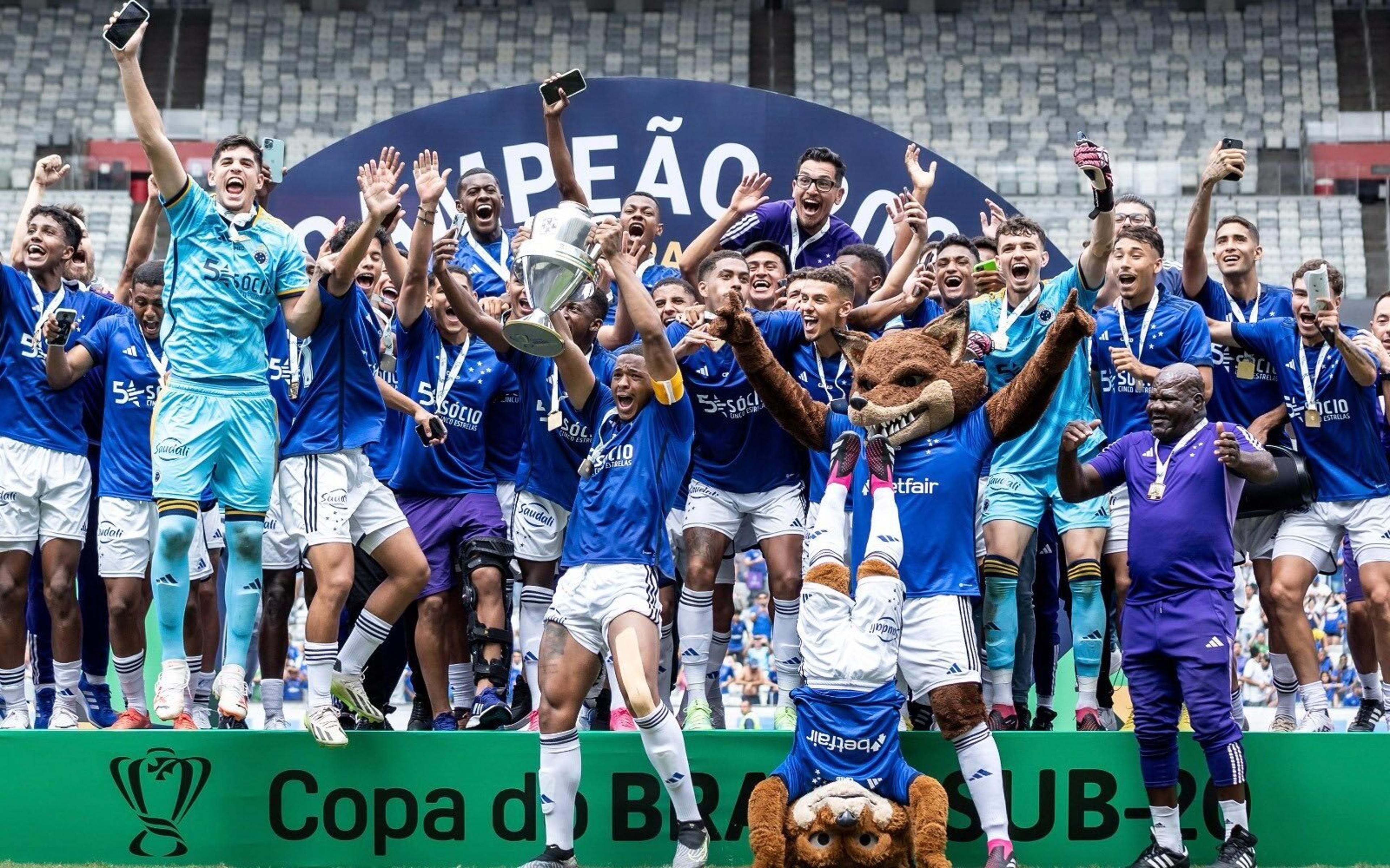 É campeão! Cruzeiro bate o Grêmio e conquista a Copa do Brasil Sub-20