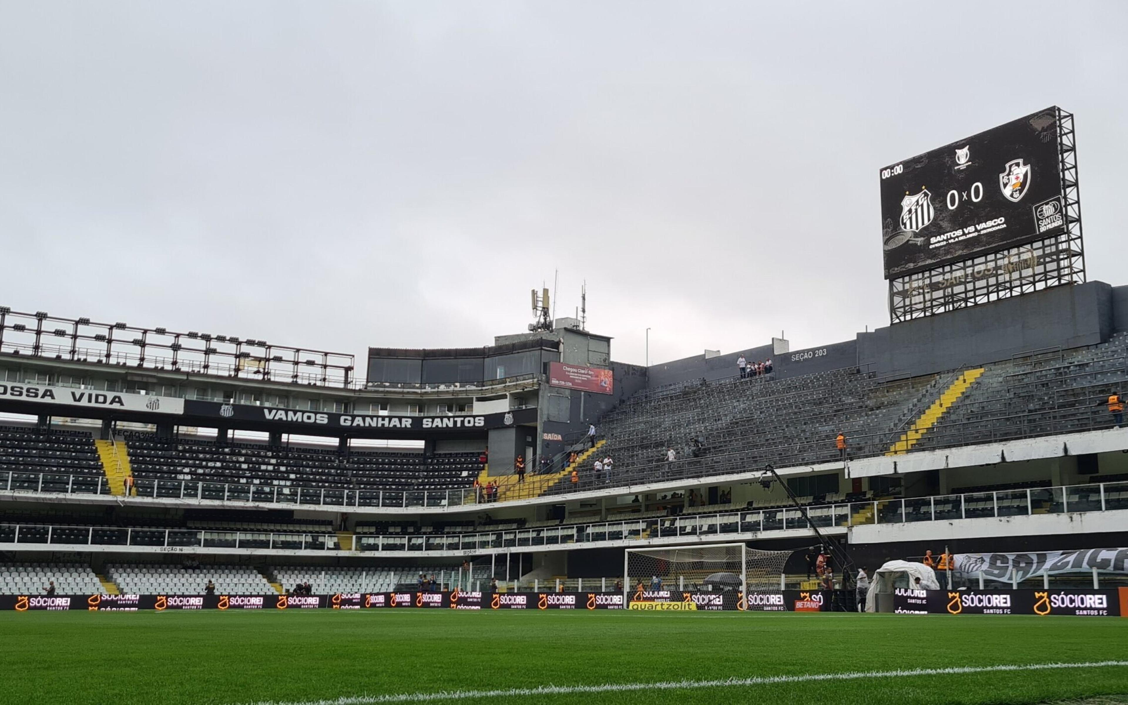 Polícia de São Paulo apreende granadas e munições com torcedores do Vasco antes da partida contra o Santos