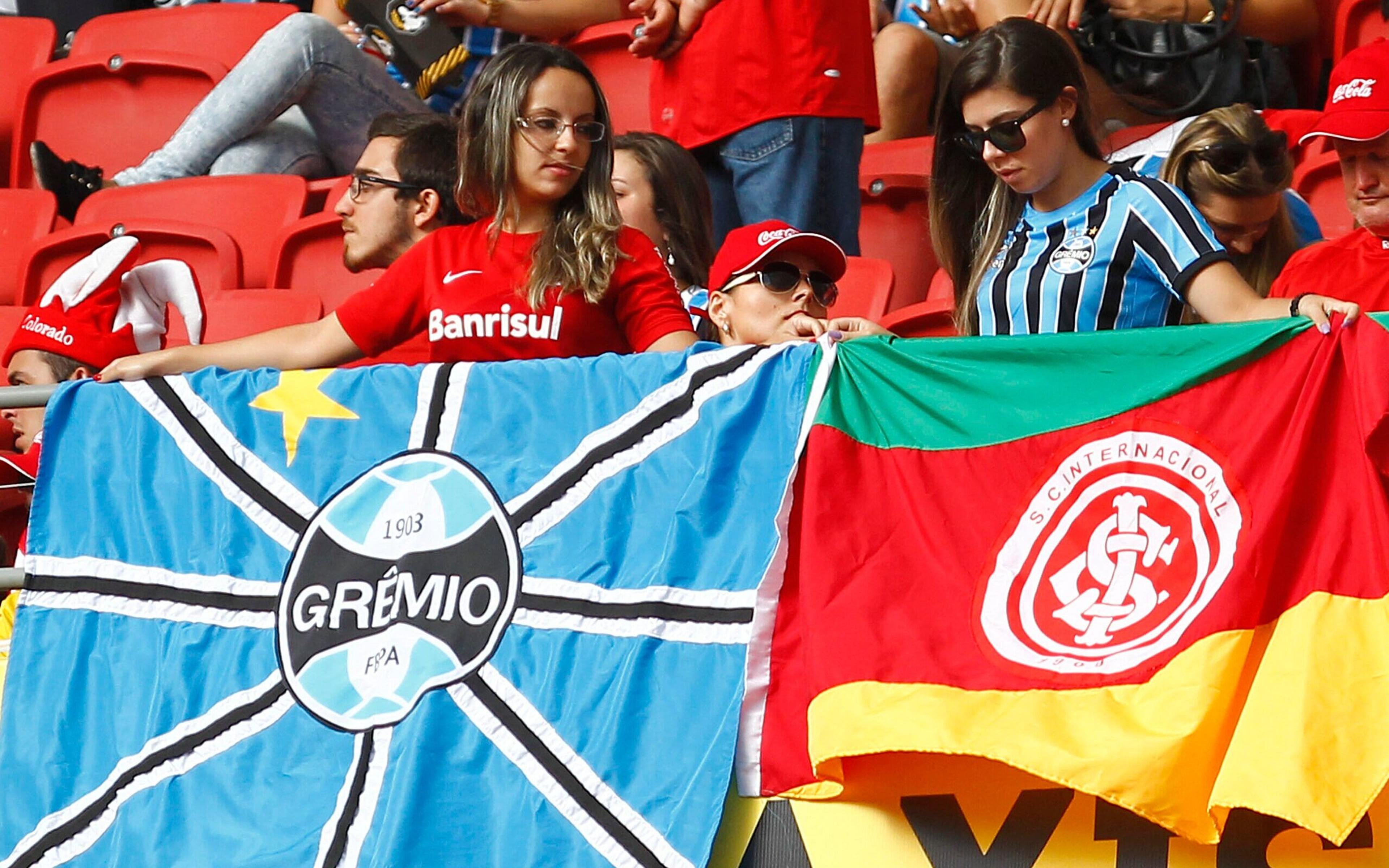 Quem leva mais público aos estádios em 2023: Inter ou Grêmio? Veja números atualizados