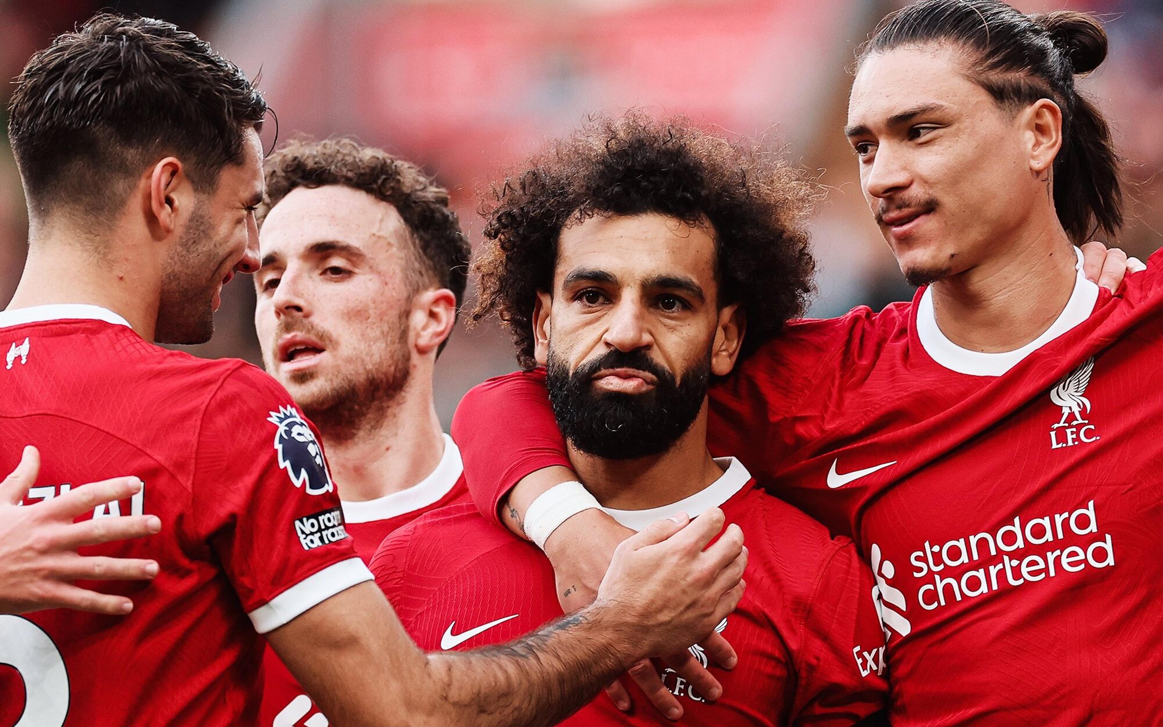 Salah marca duas vezes, e Liverpool vence clássico contra o Everton pela Premier League