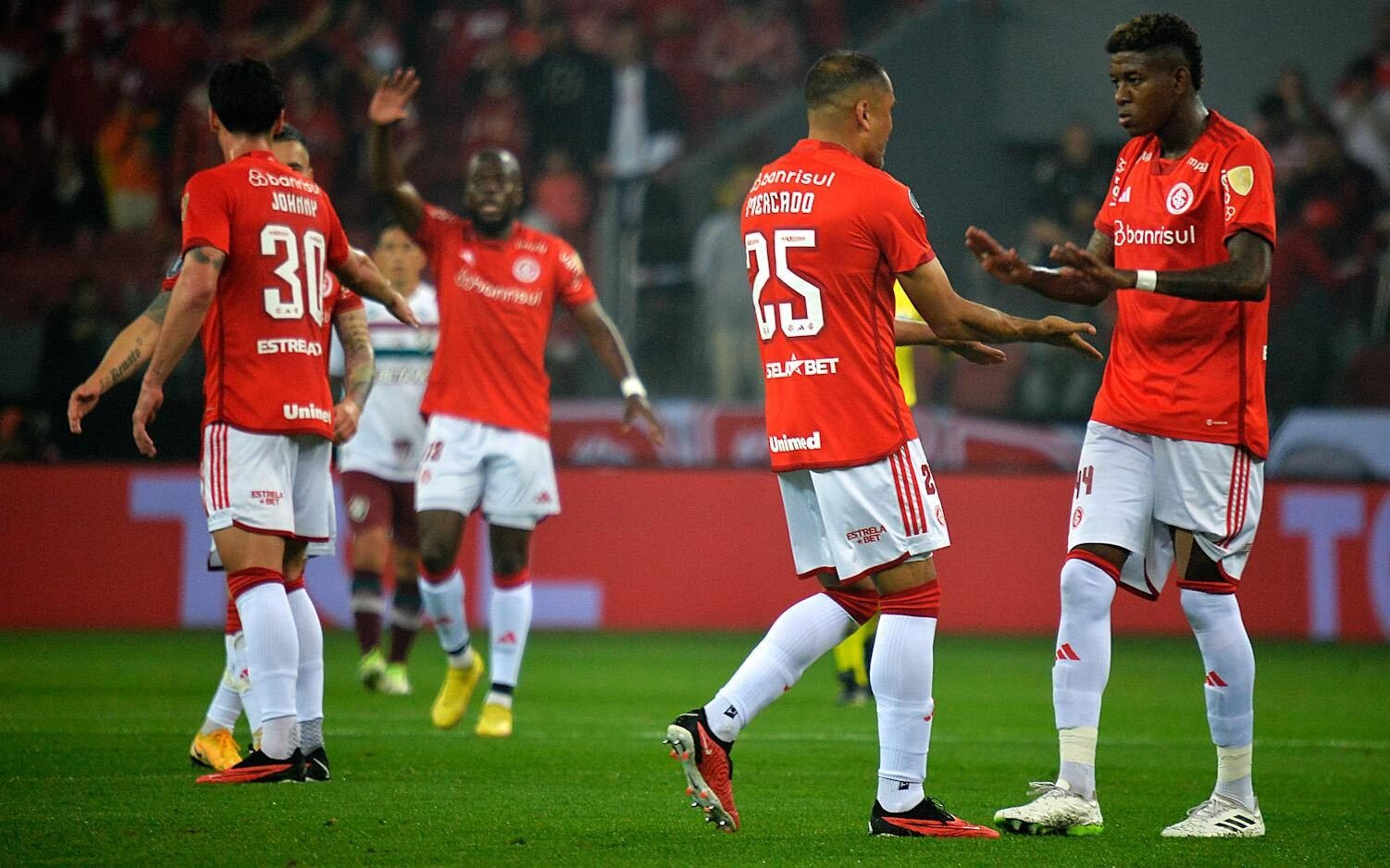 Enner Valencia fica em silêncio, e jogadores do Internacional falam em eliminação mais dolorida da carreira