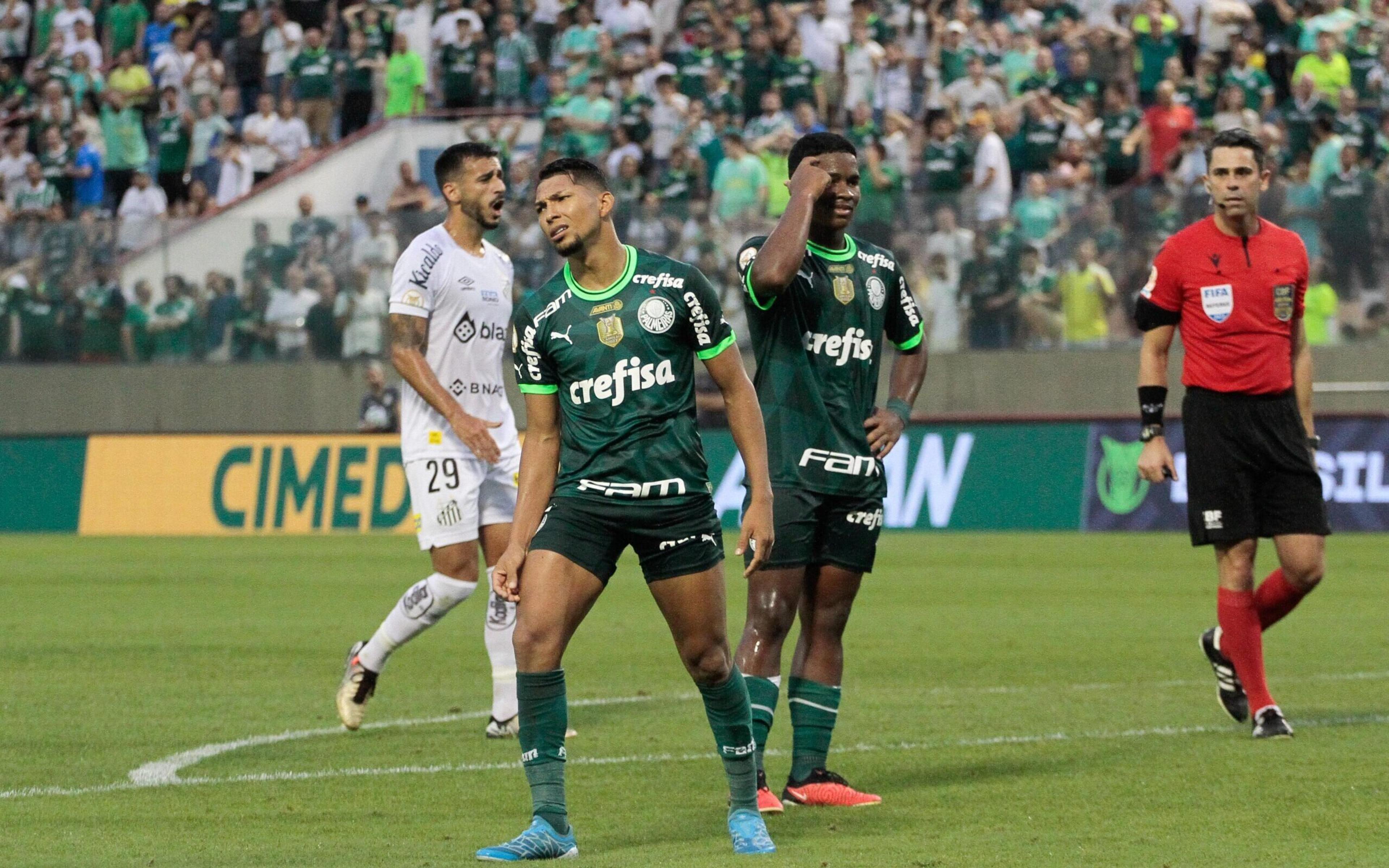 Palmeiras completa um mês sem vencer: do sonho de títulos ao gerenciamento de crise