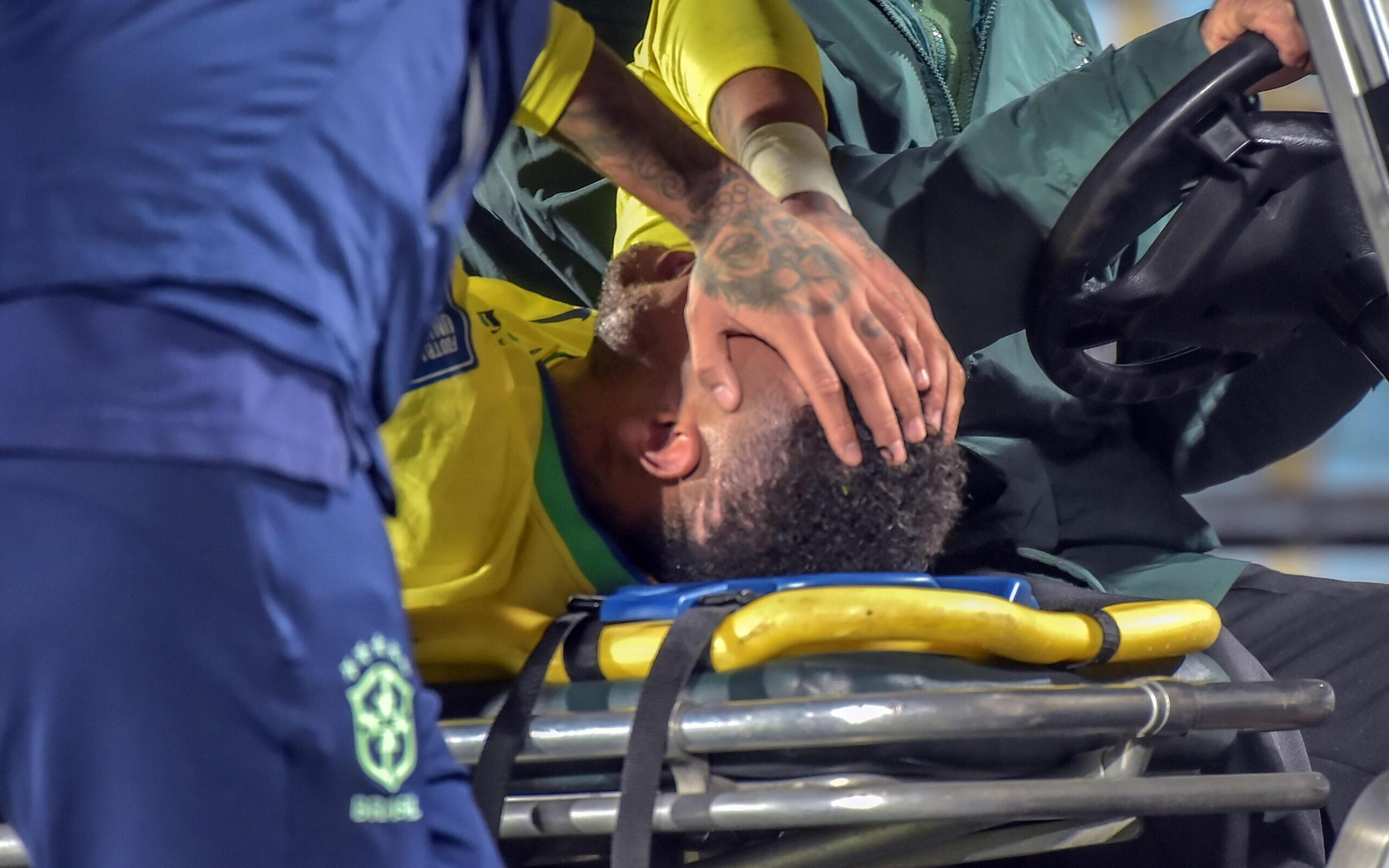 Neymar passará por cirurgia! Saiba a gravidade da lesão do atacante da Seleção Brasileira