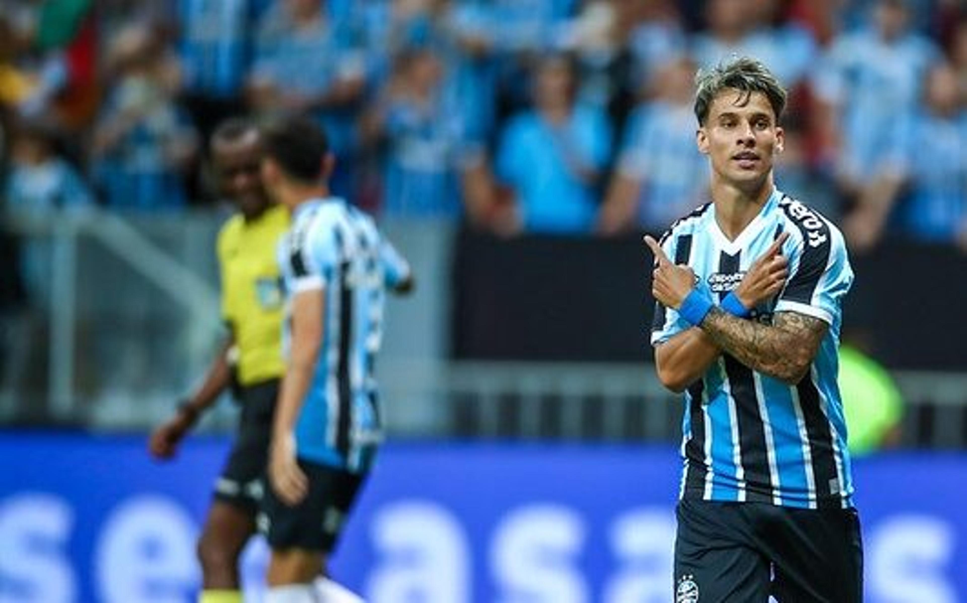 Grêmio marca gol mil na era dos pontos corridos do Brasileirão