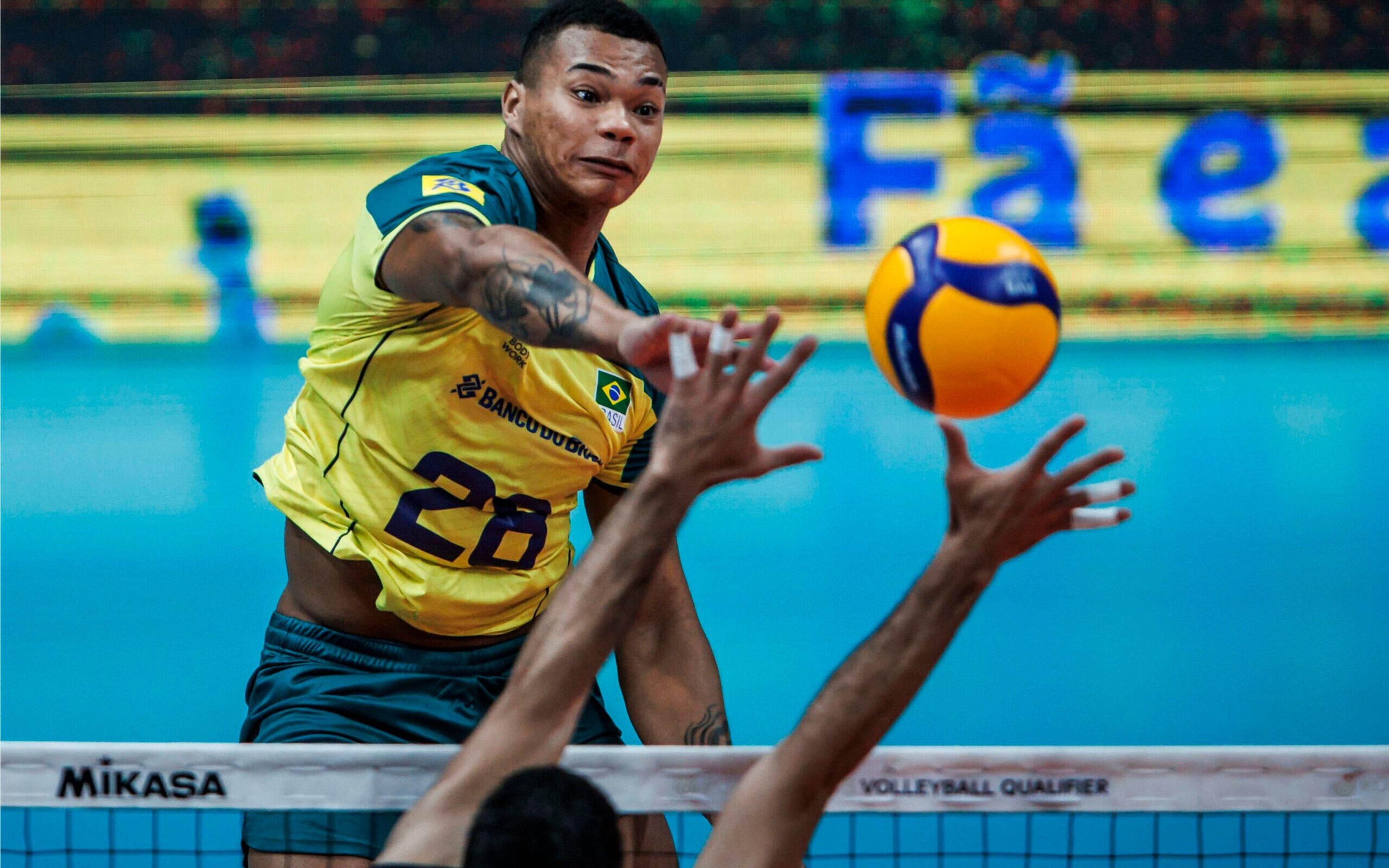 Com show de Darlan Souza, Brasil vence o Irã no Pré-Olímpico de Vôlei e se aproxima de vaga para Paris 2024