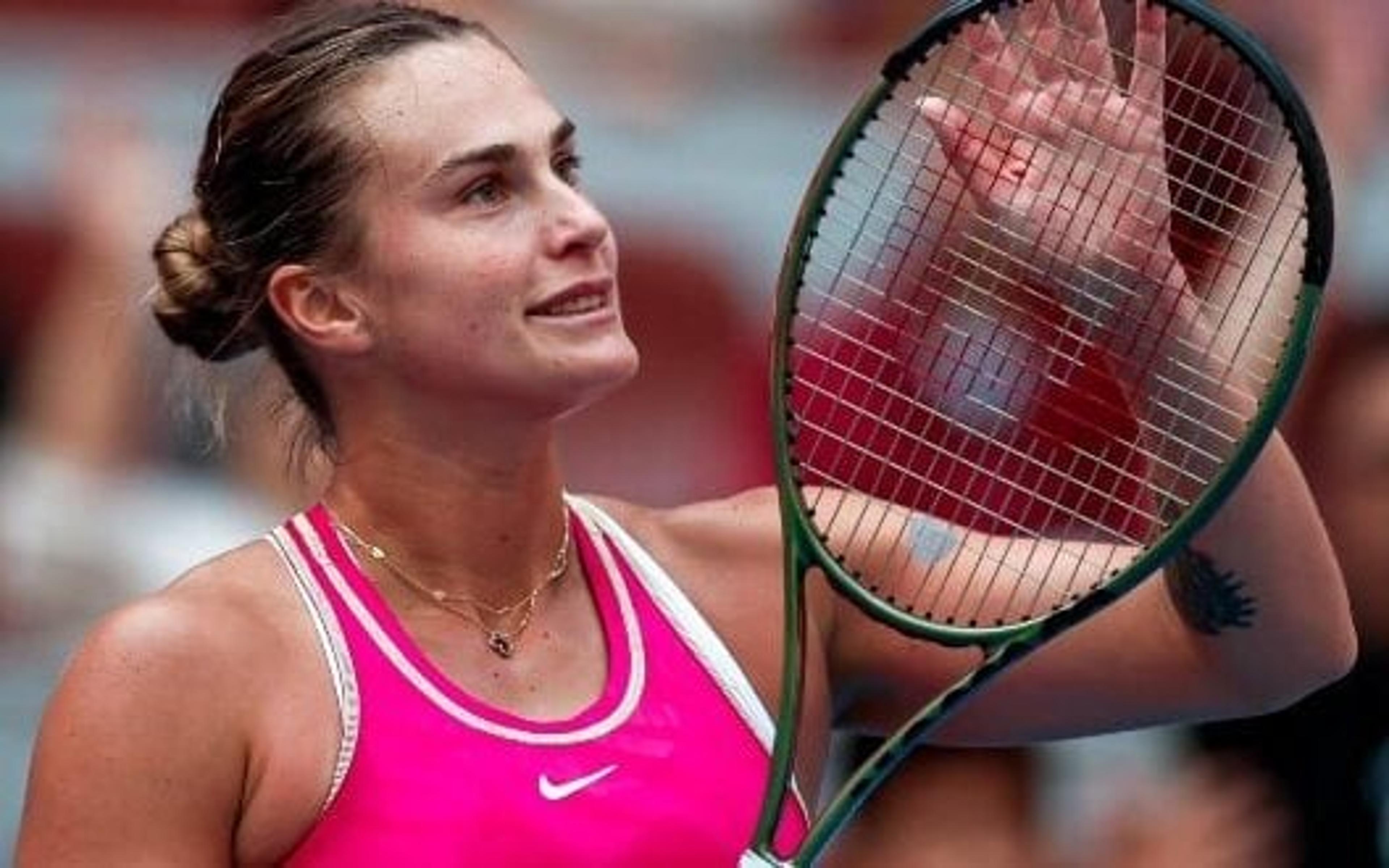 Sabalenka vai às oitavas em Pequim e encara algoz de Bia Haddad Maia