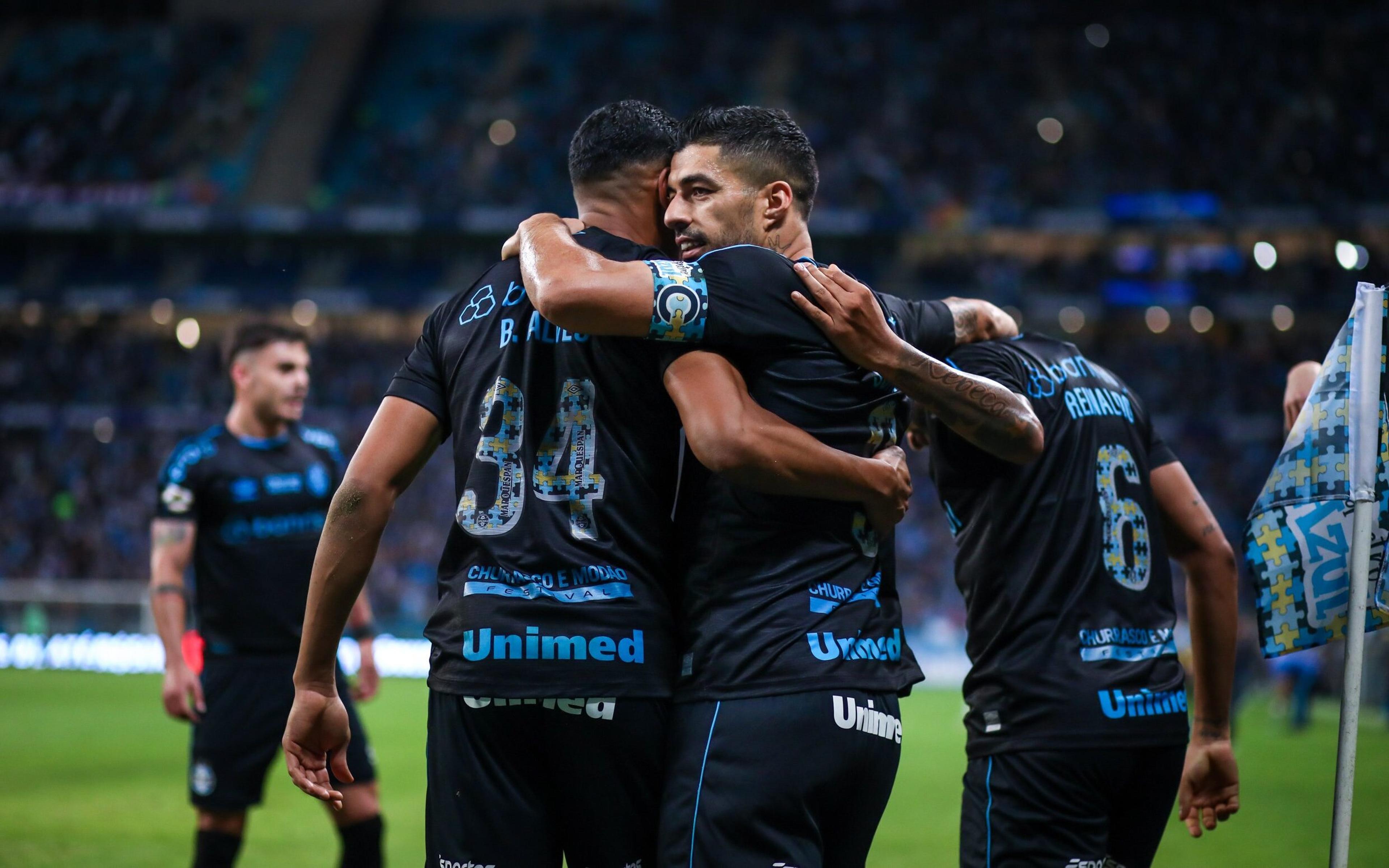 Grêmio corre atrás do título e busca manter sequência de vitórias