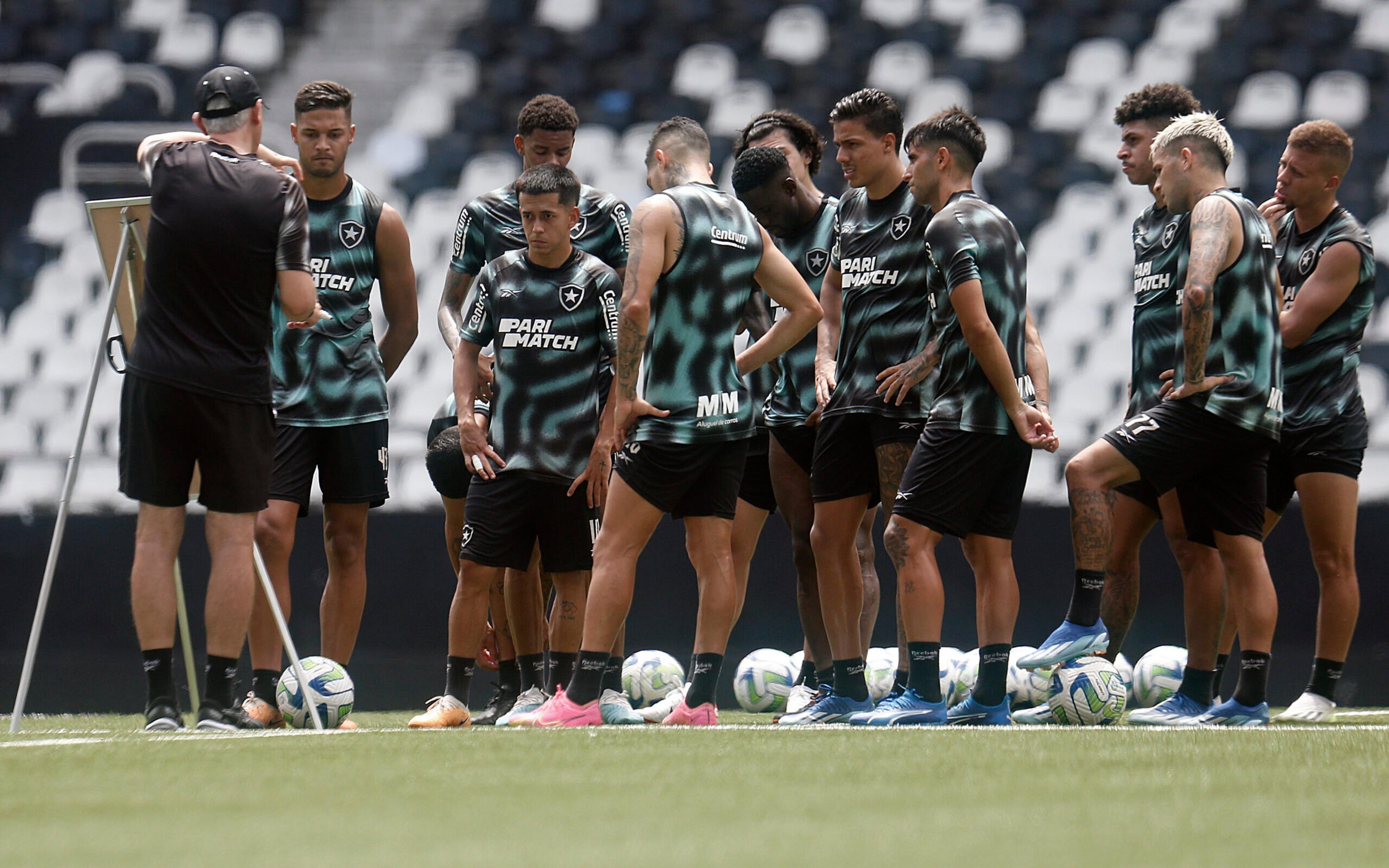 Van do Botafogo é assaltada no Rio de Janeiro